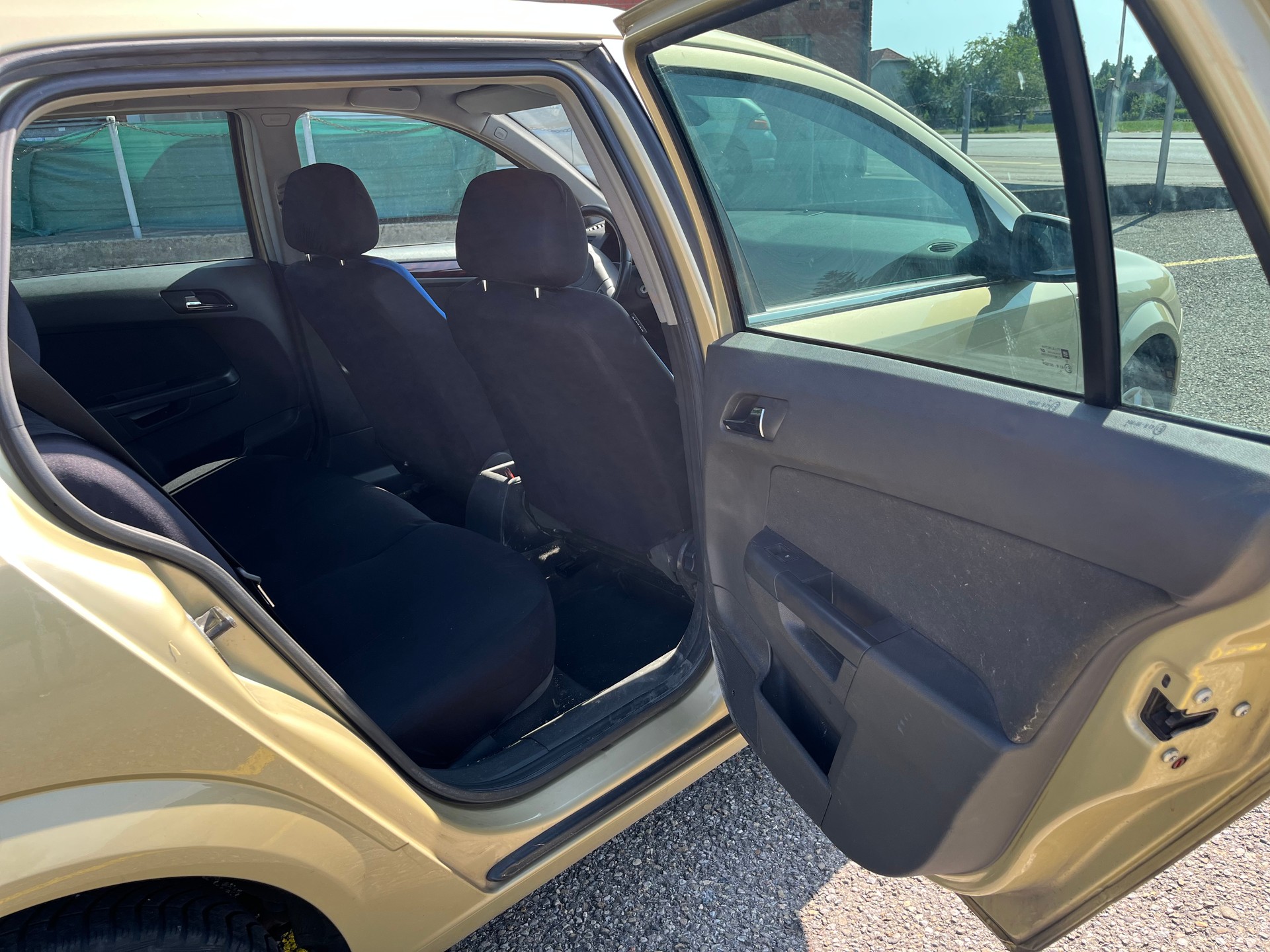 OPEL 6 Gang 1,9i CDTI Kombi Diesel 2 Schlüssel Euro B04-image-9