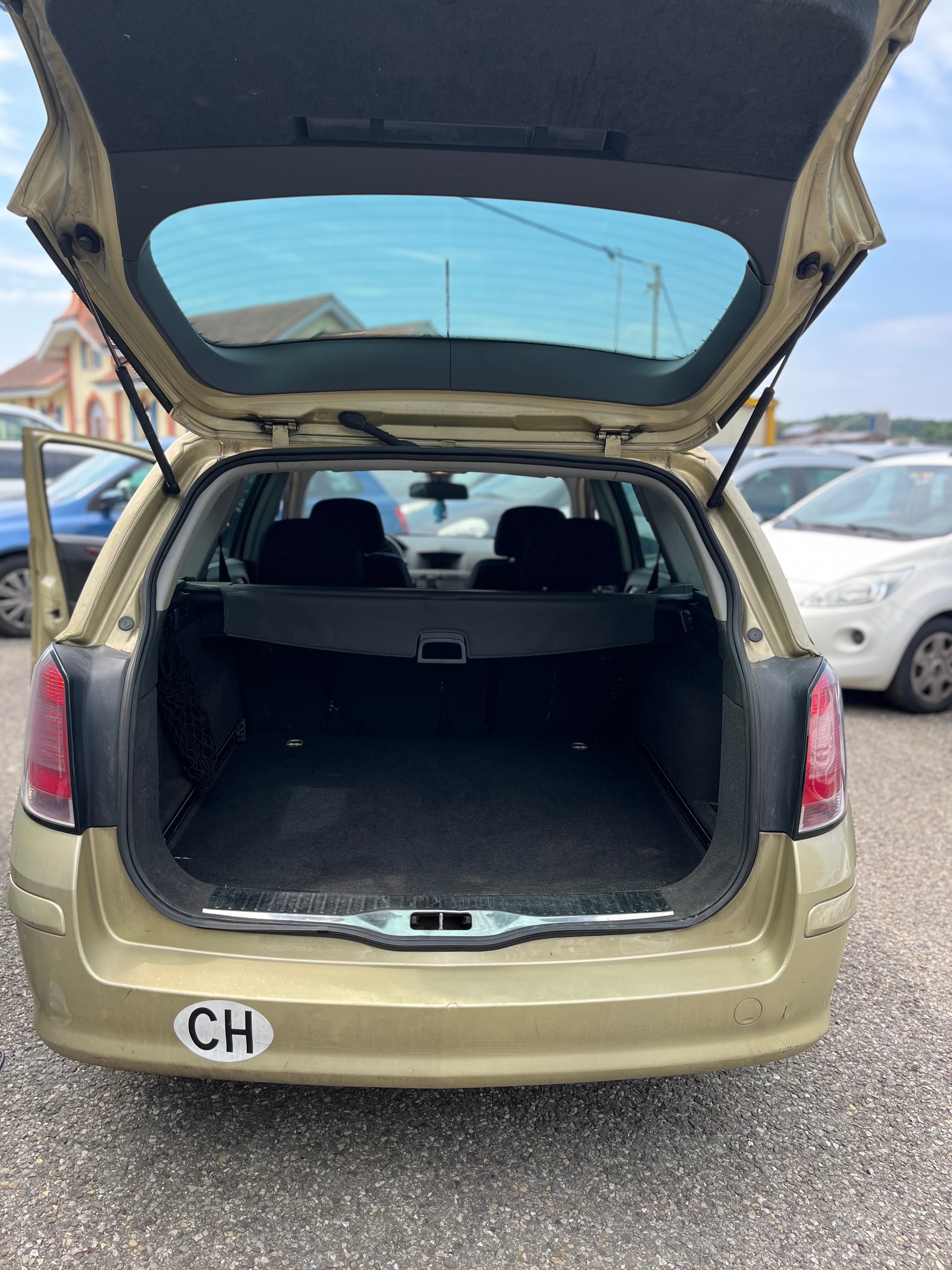 OPEL 6 Gang 1,9i CDTI Kombi Diesel 2 Schlüssel Euro B04-image-12