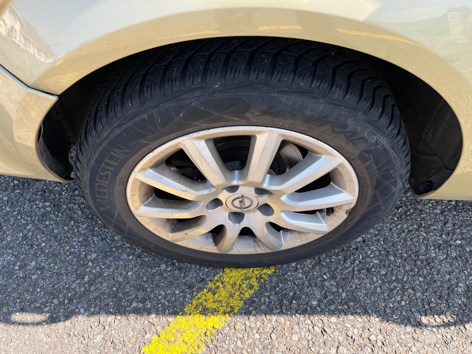 OPEL 6 Gang 1,9i CDTI Kombi Diesel 2 Schlüssel Euro B04-image-6