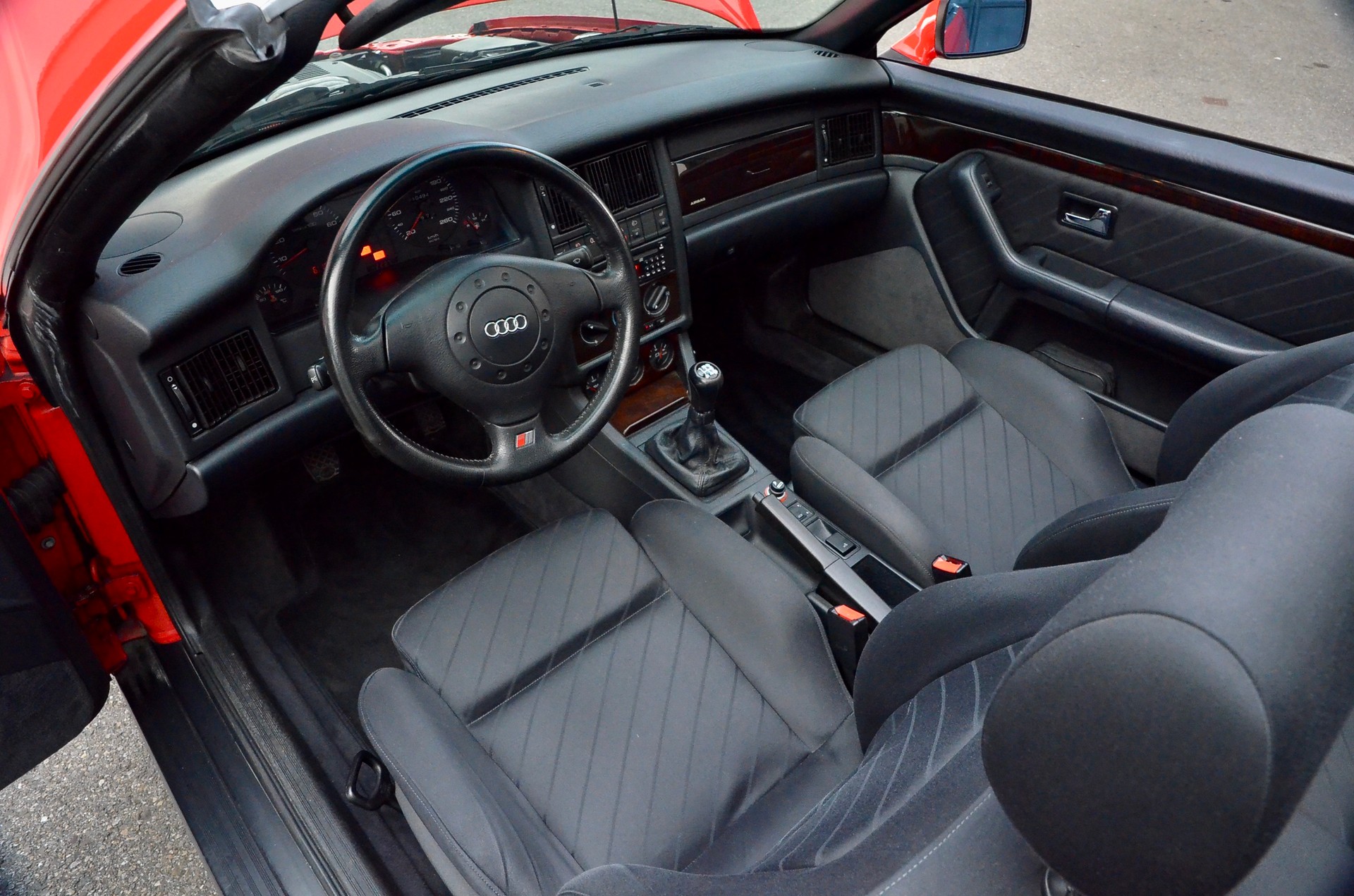AUDI Cabriolet 2.8 E-image-2