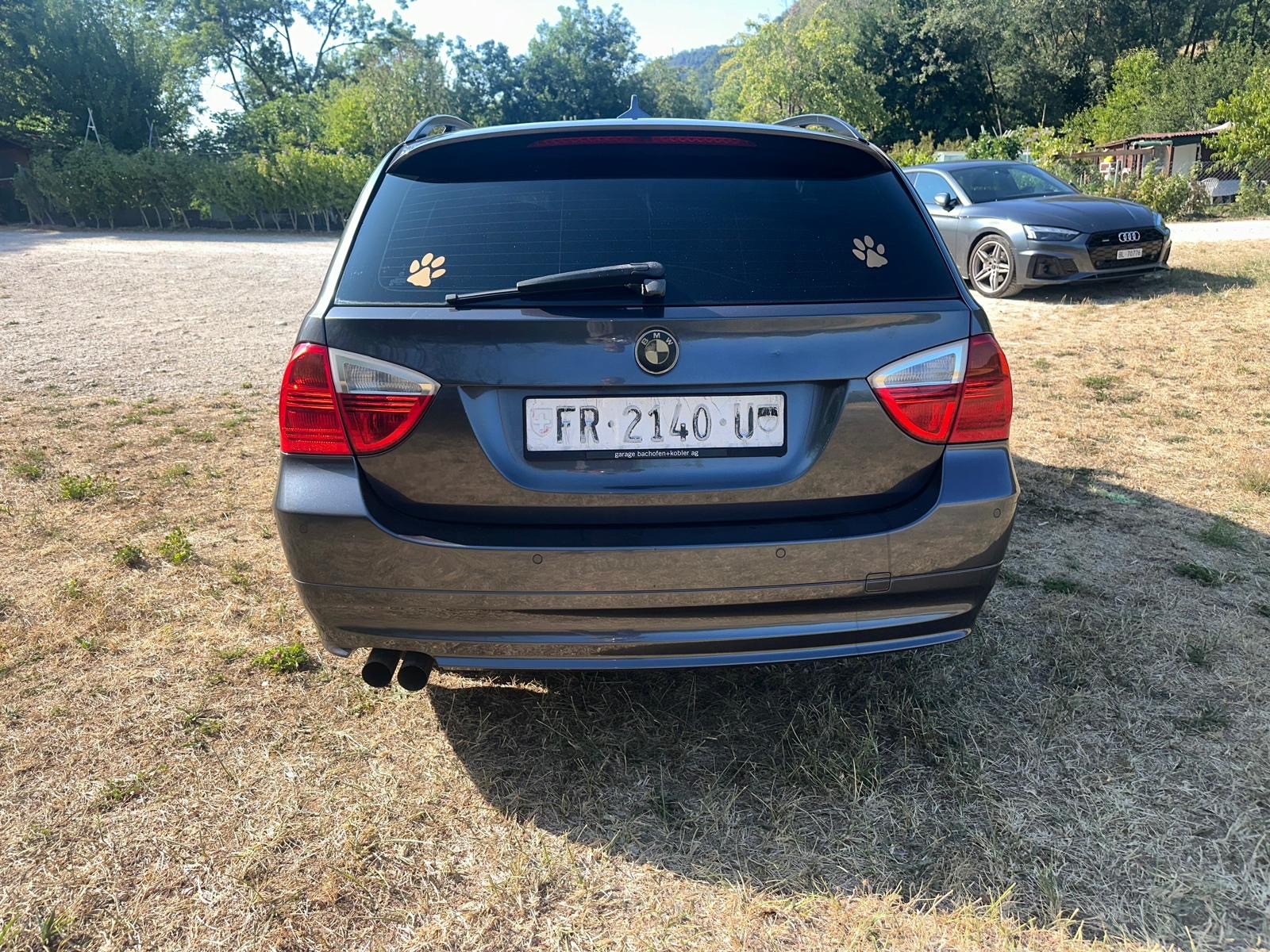 BMW 325i Touring-image-4