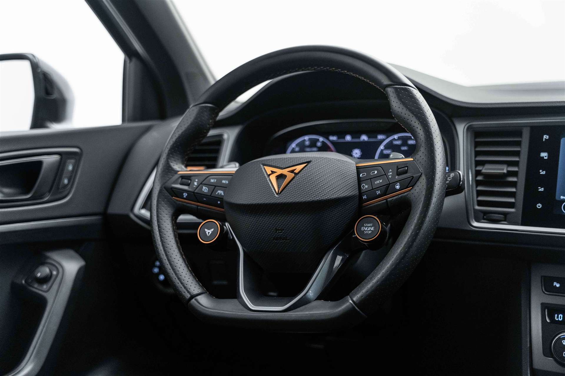 CUPRA Ateca 2.0TSI 4Drive DSG 300PS-image-9