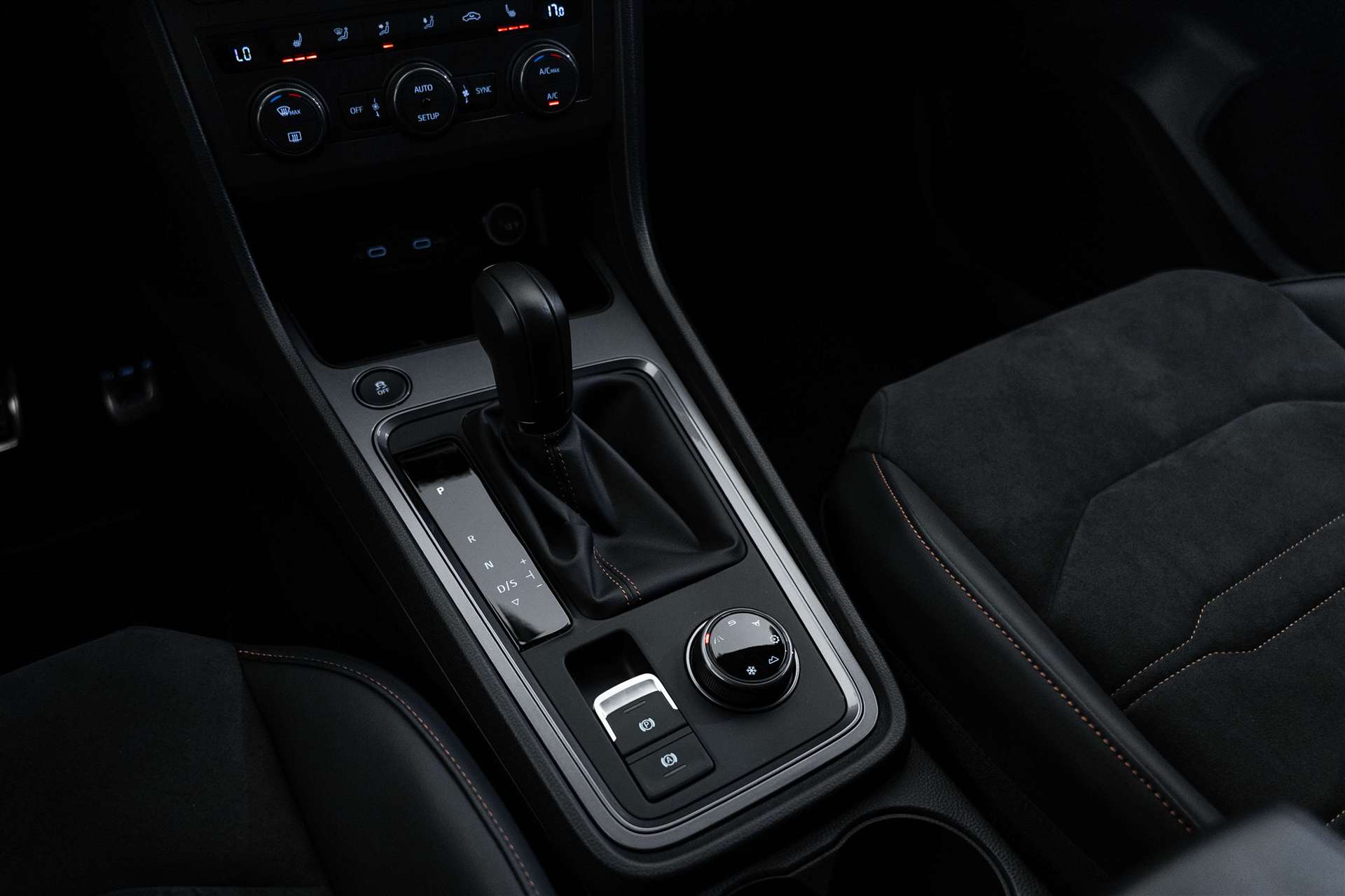 CUPRA Ateca 2.0TSI 4Drive DSG 300PS-image-30