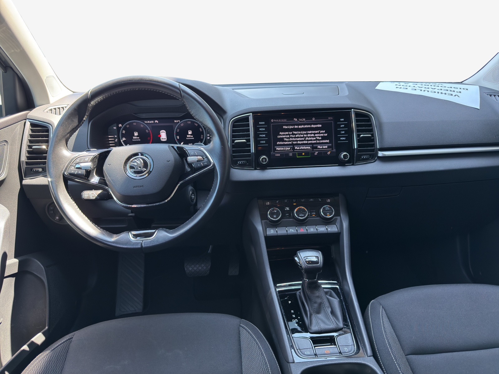 SKODA Karoq 1.5 TSI Ambition DSG-image-8