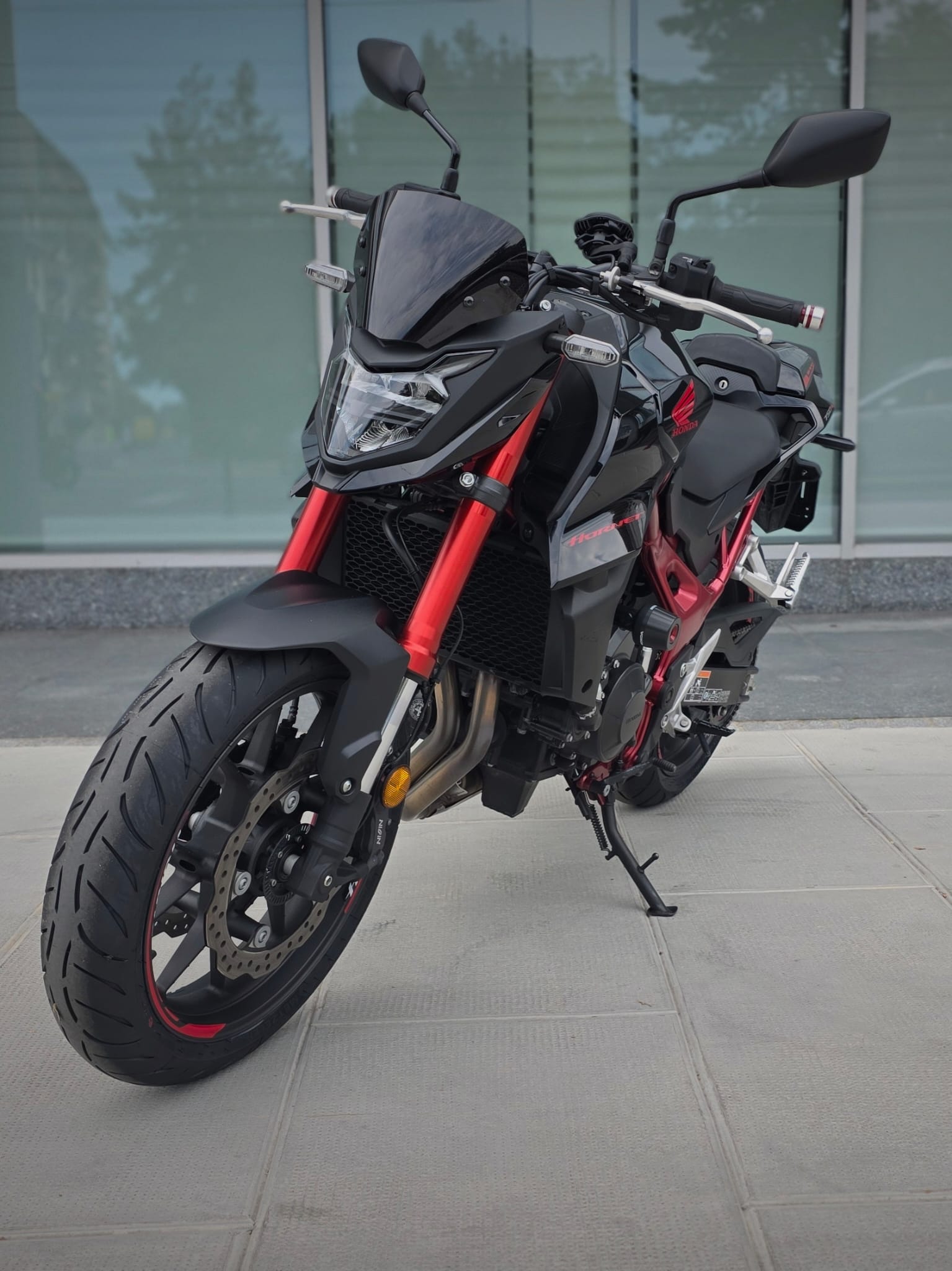 HONDA CB 750 Hornet-showroom-element-2