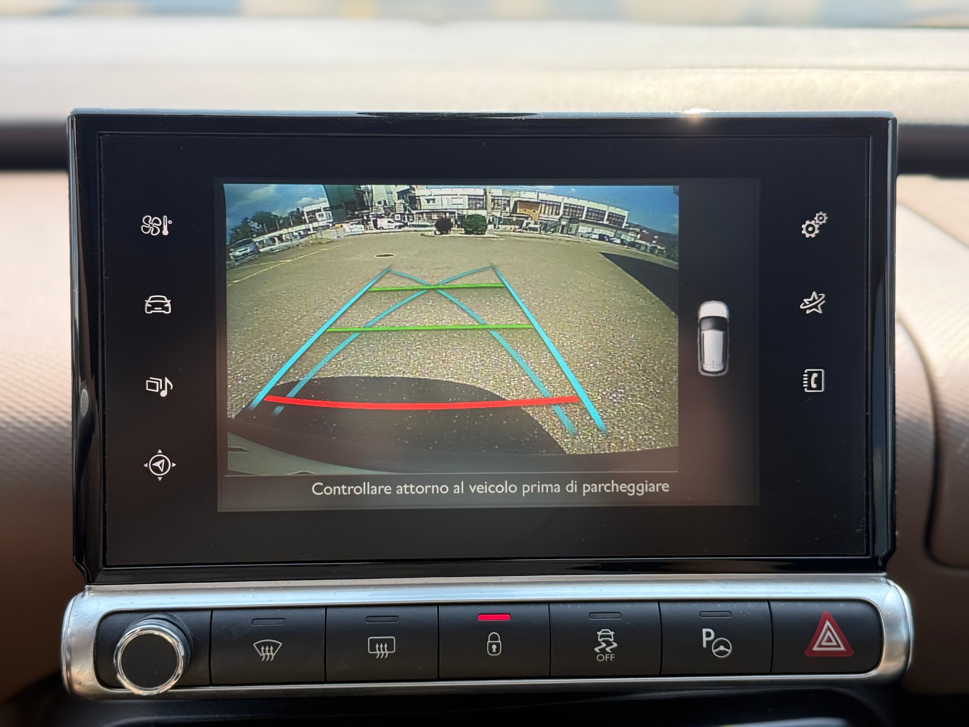 CITROEN C4 Cactus 1.6 e-HDi Shine Edition ETG6-image-10
