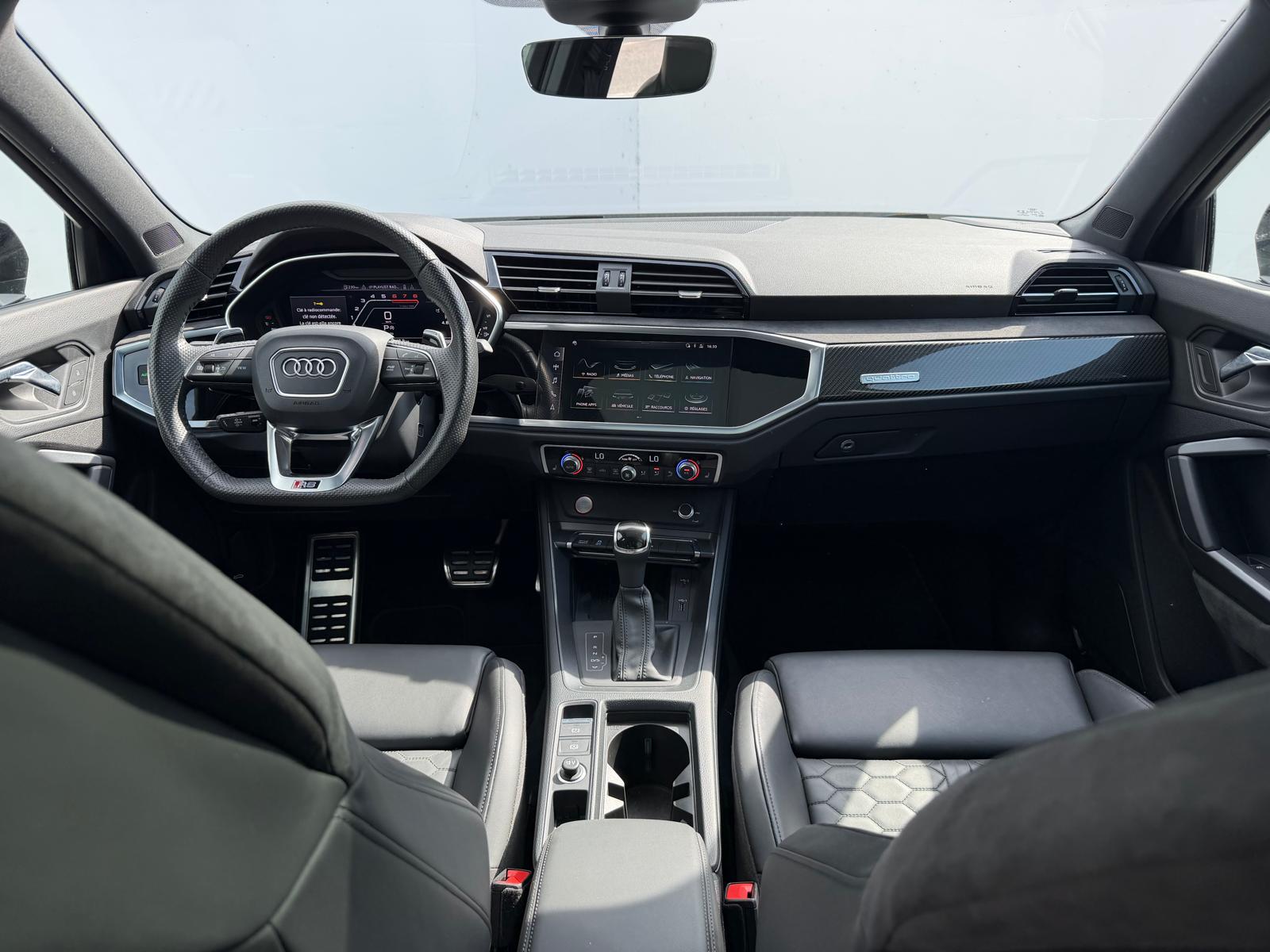 AUDI RS Q3 Sportback quattro S tronic-image-8