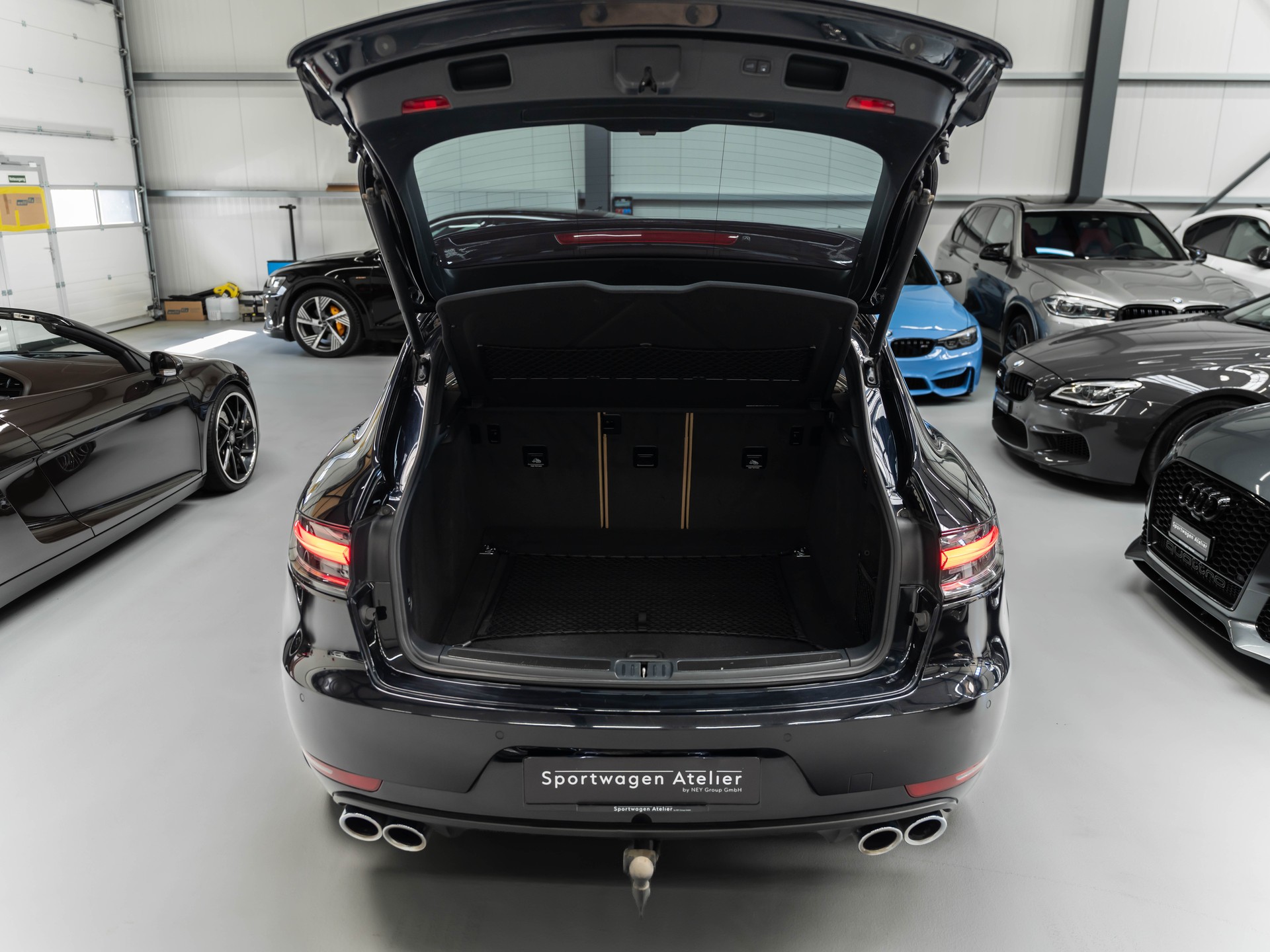 PORSCHE Macan Turbo PDK-image-28