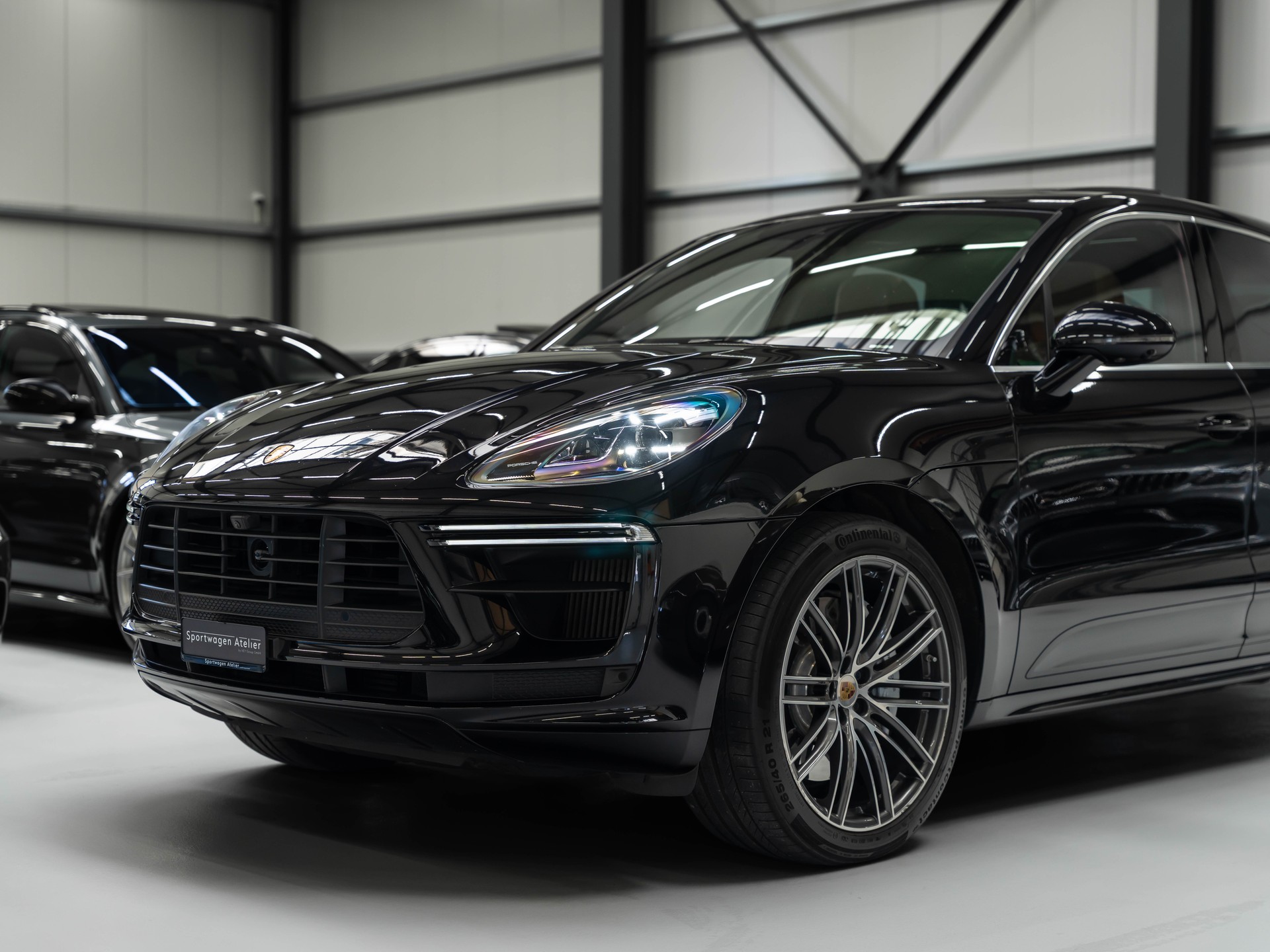 PORSCHE Macan Turbo PDK-image-12