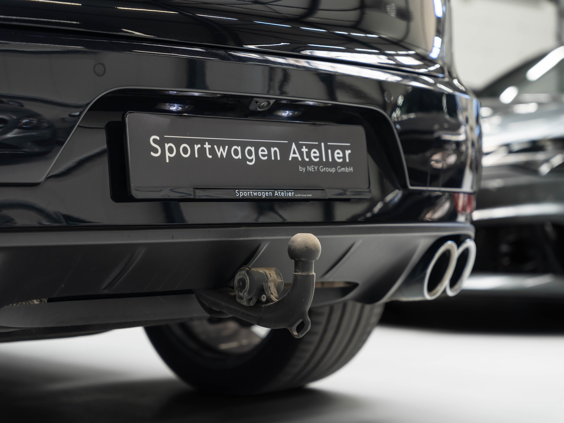 PORSCHE Macan Turbo PDK-image-30