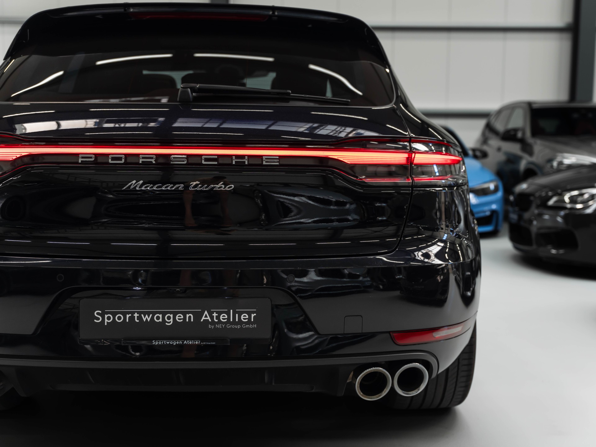 PORSCHE Macan Turbo PDK-image-14