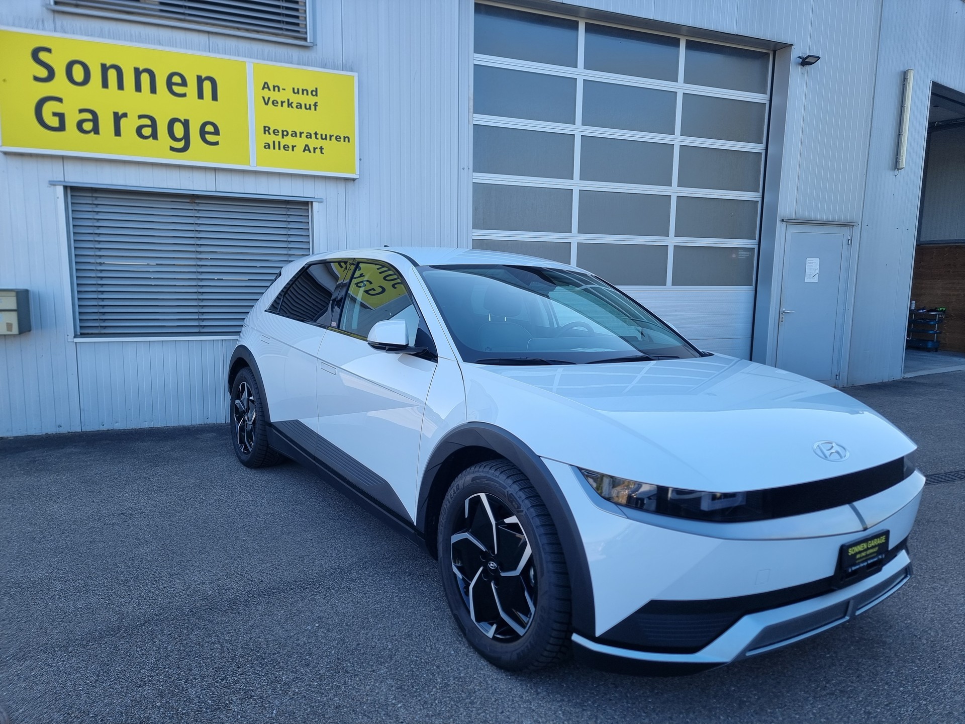HYUNDAI Ioniq 5 77kWh Amplia 2WD-image-1