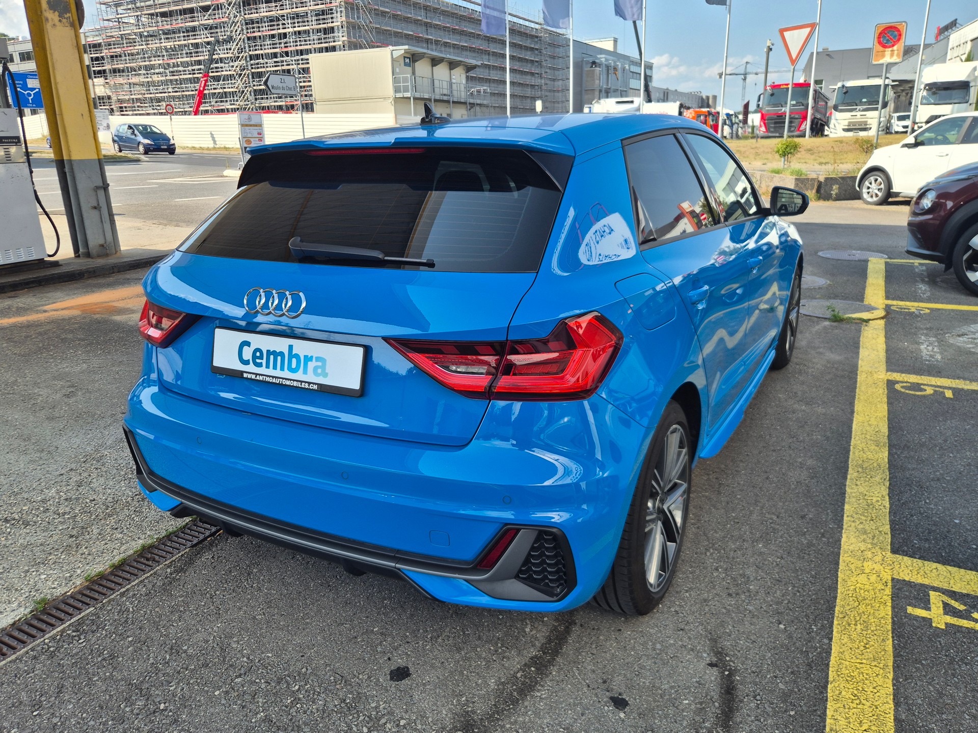AUDI A1 Sportback 35 TFSI S Line S-tronic-image-4