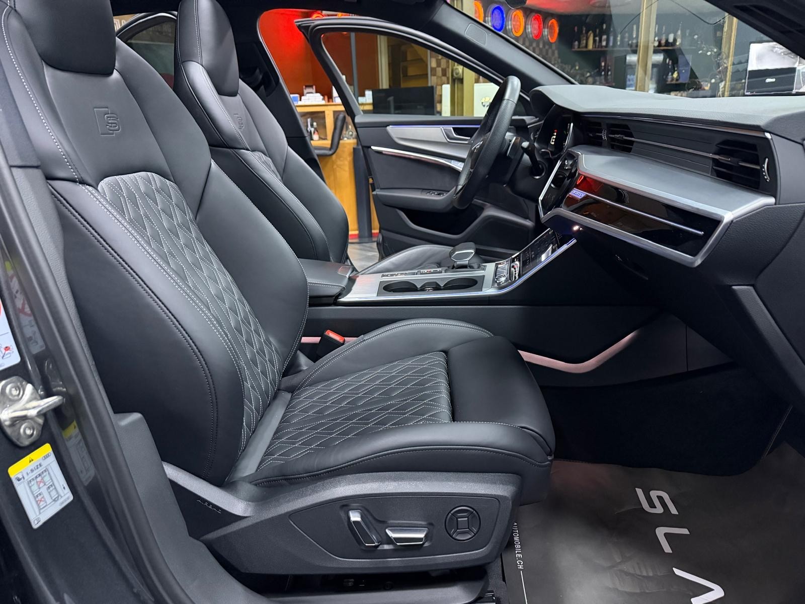 AUDI S6 Limousine 3.0 TDI quattro tiptronic / Vollausstattung / Panorama / RS Sitz / Leasing ab 599.--image-9