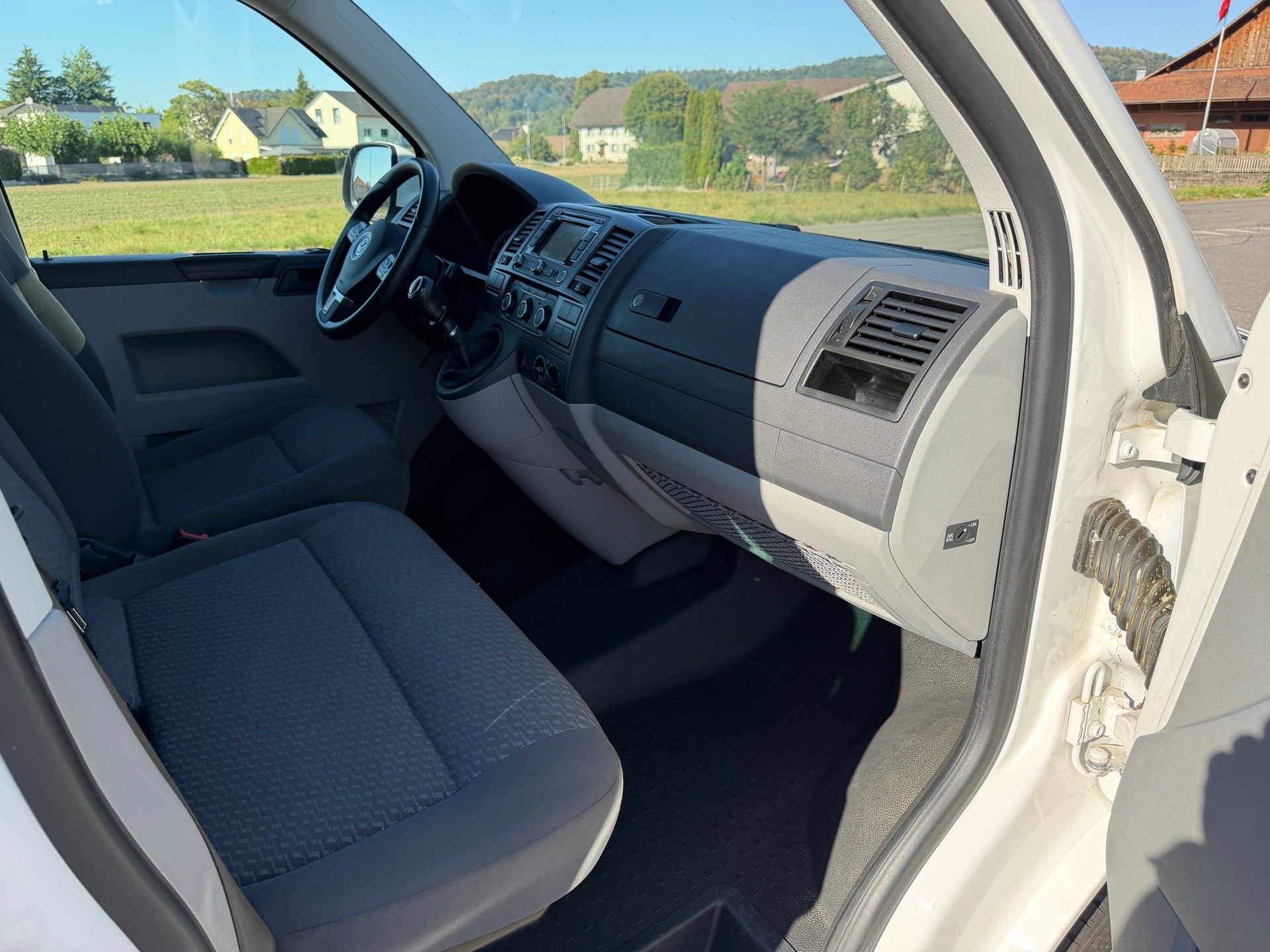 VW T5 2.0 TDI BMT 4Motion-image-9