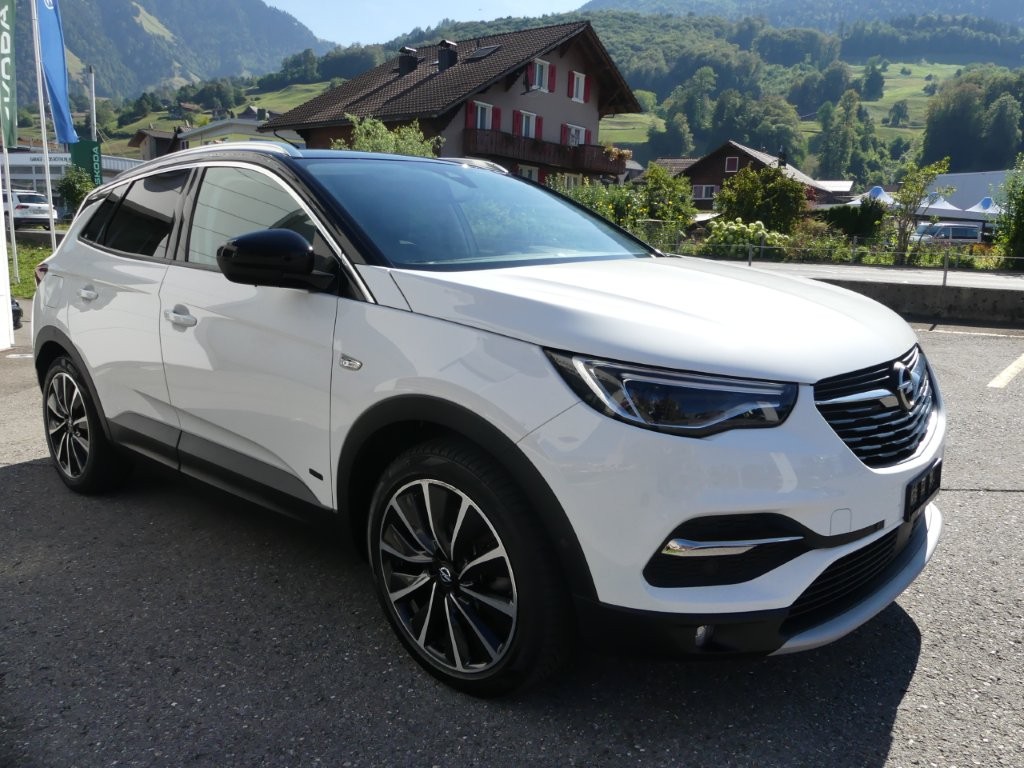 OPEL Grandland X 1.6 Hybrid4 Excellence Automatik-image-4