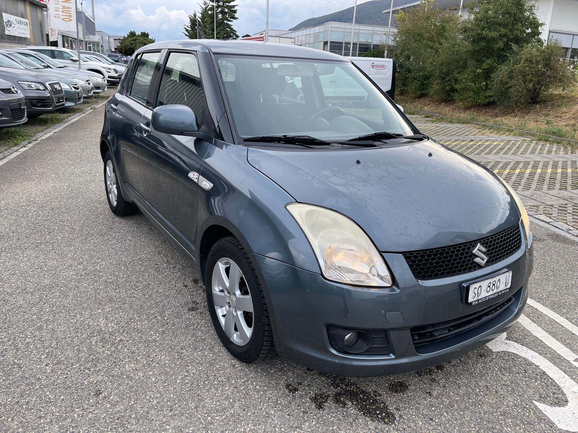 SUZUKI Swift 1.3i 16V GL Top 4x4-image-2