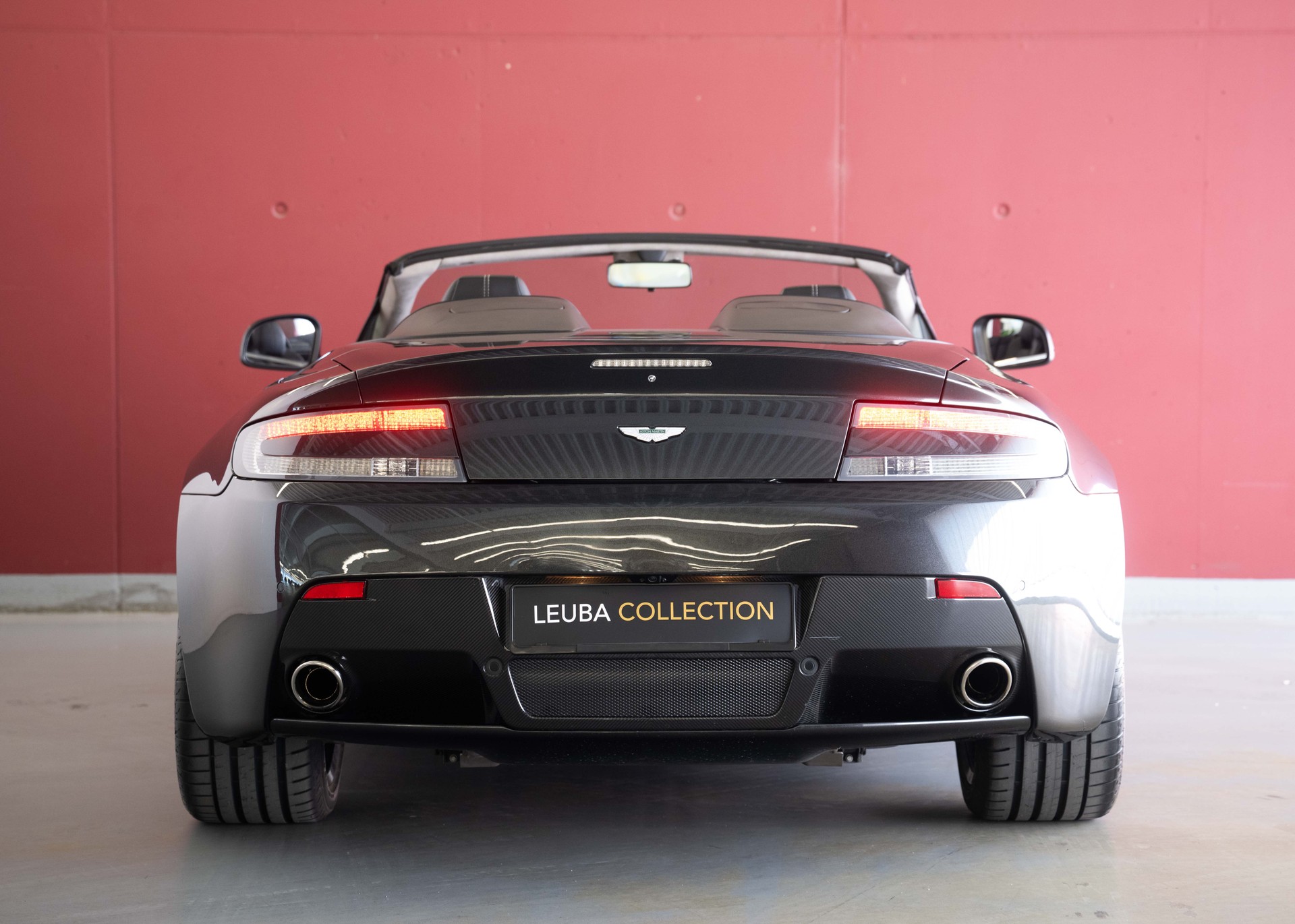 ASTON MARTIN V8 Vantage 4.7 S Roadster SP10 (Limited Edition 1/161, Swiss car, beautiful condition, full Aston history)-image-3