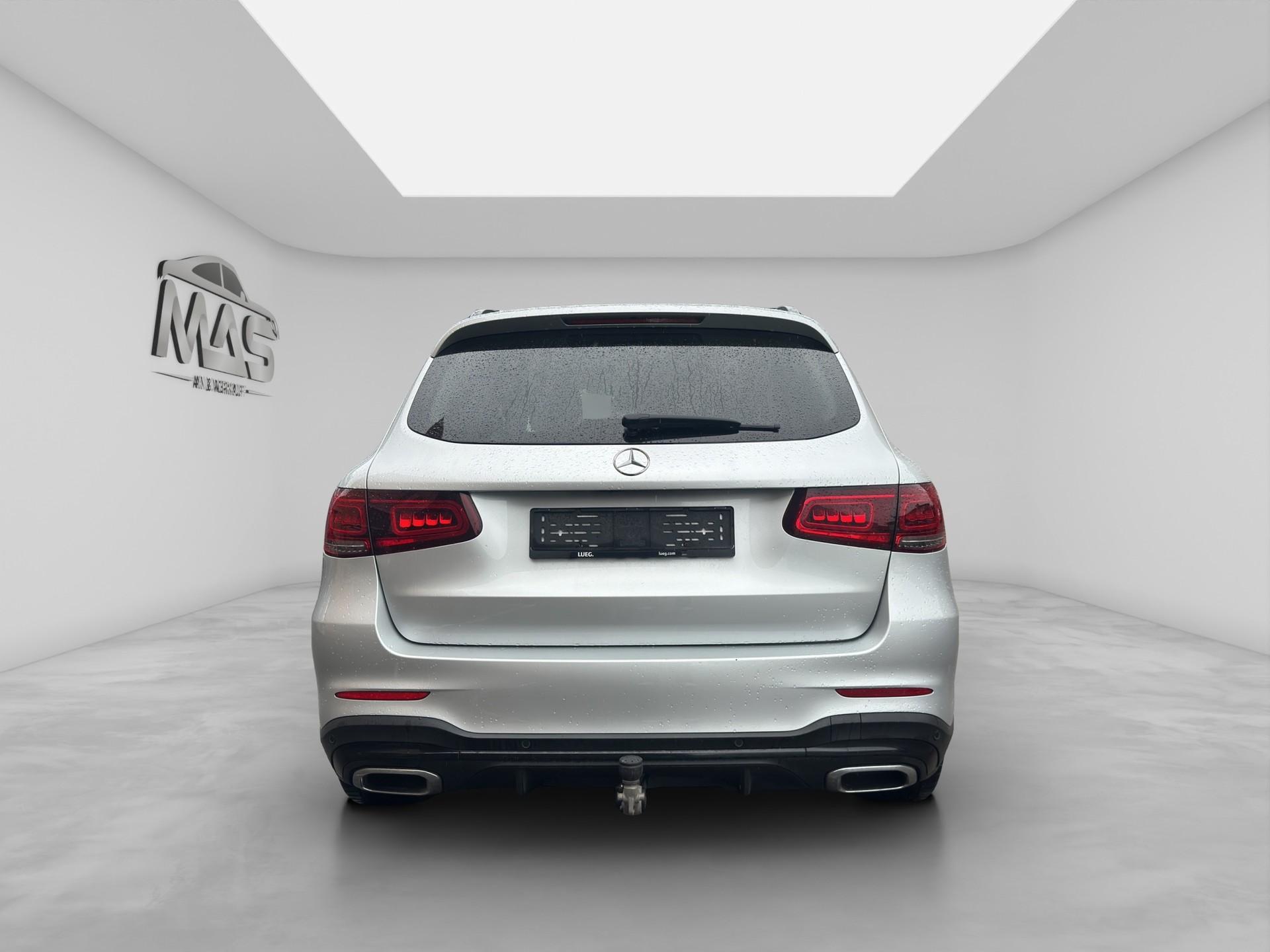 MERCEDES-BENZ GLC 220 d AMG Line 4Matic 9G-Tronic-image-3