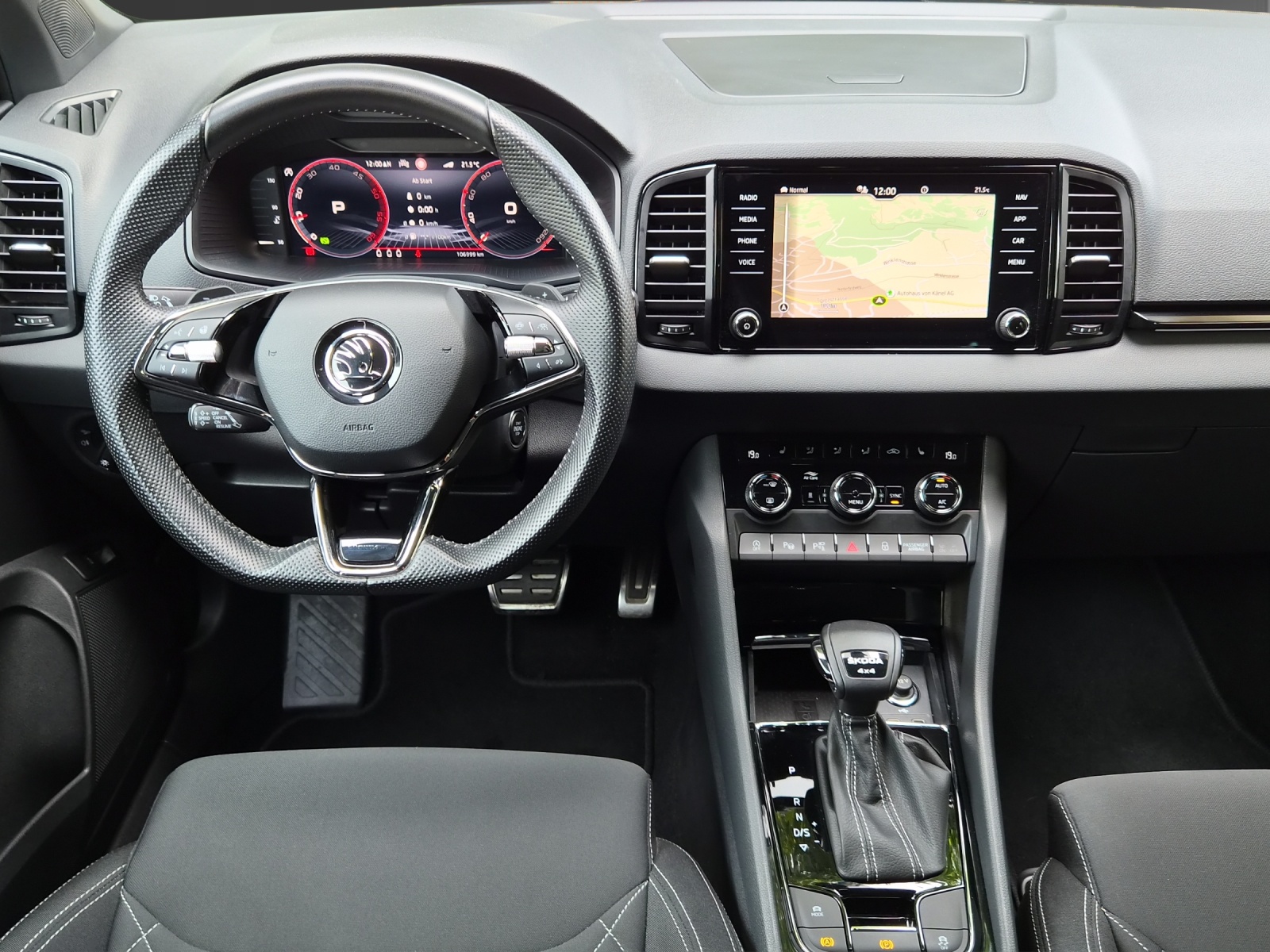 SKODA Karoq 2.0 TDI CR Sport Line 4x4 DSG-image-7