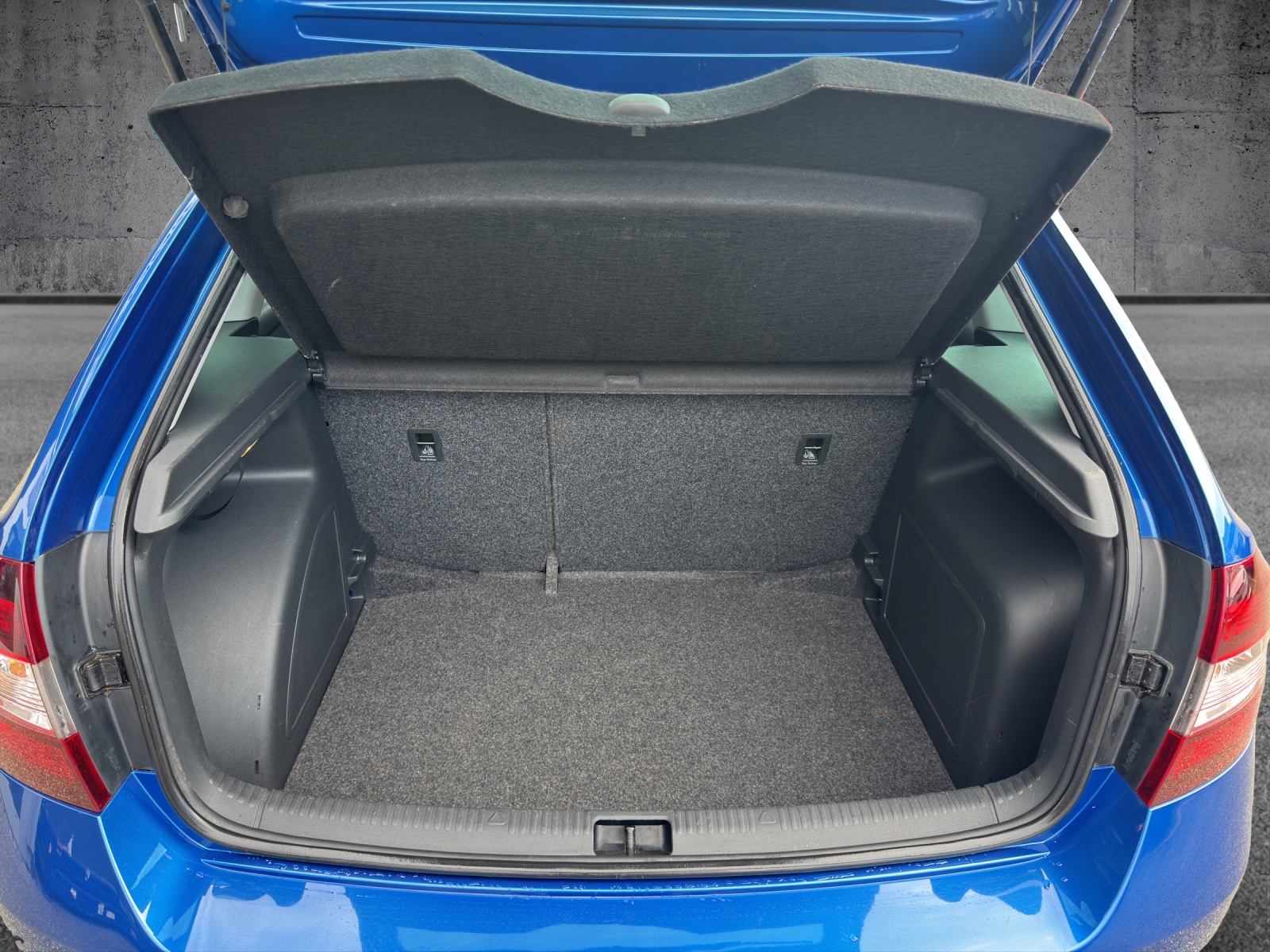 SKODA Rapid Spaceback 1.4 TSI Monte Carlo DSG-image-8