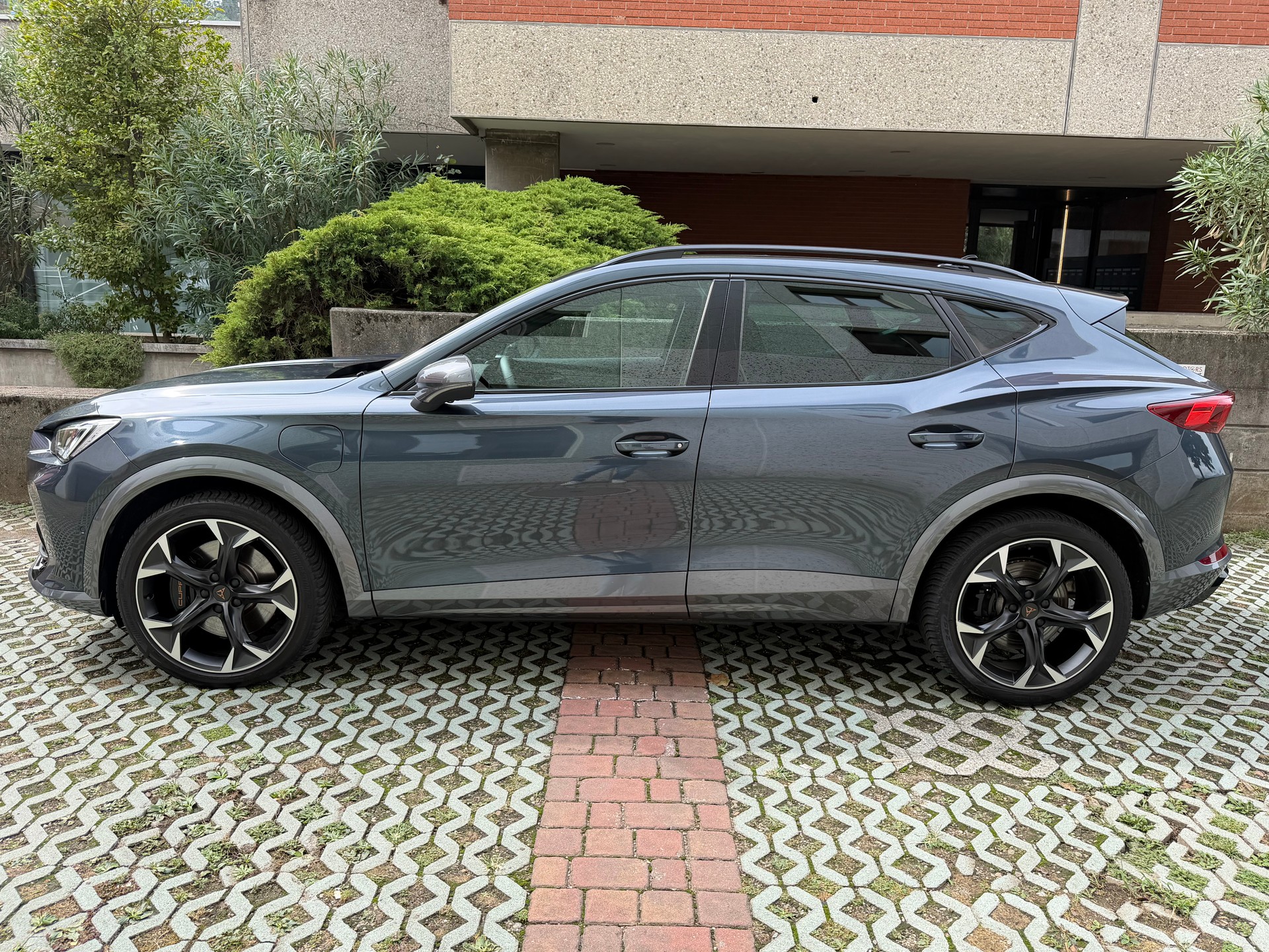 CUPRA Formentor 1.4 e-HYBRID pHEV VZ DSG-image-3