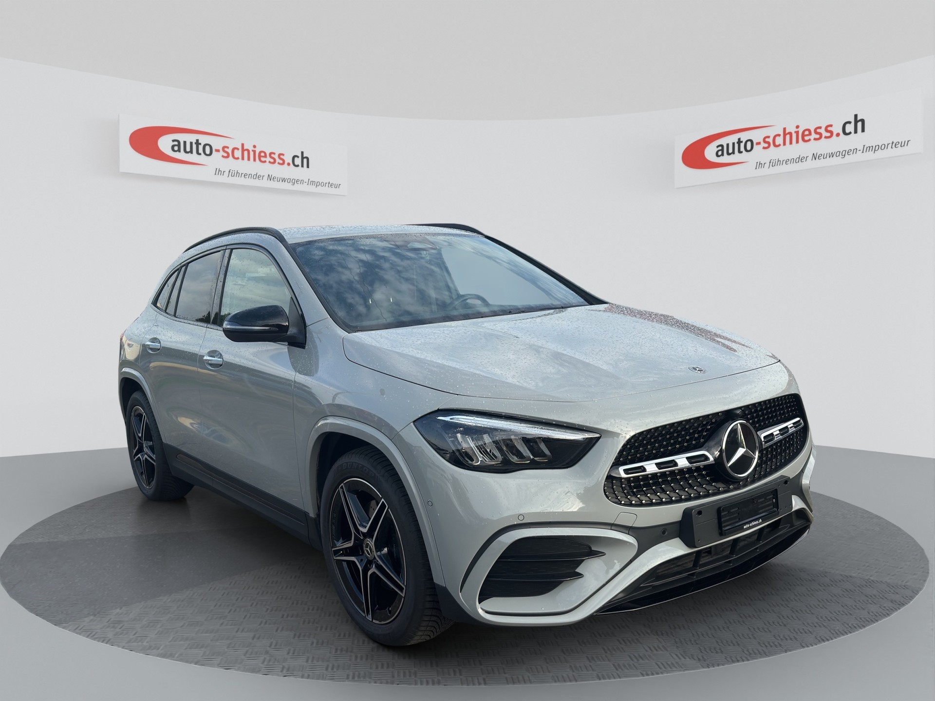 MERCEDES-BENZ GLA 200 7G-DCT AMG Line Night-image-0