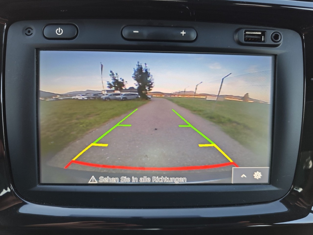 DACIA Spring Comfort Plus SCHNELLLADEOPTION CCS-image-19