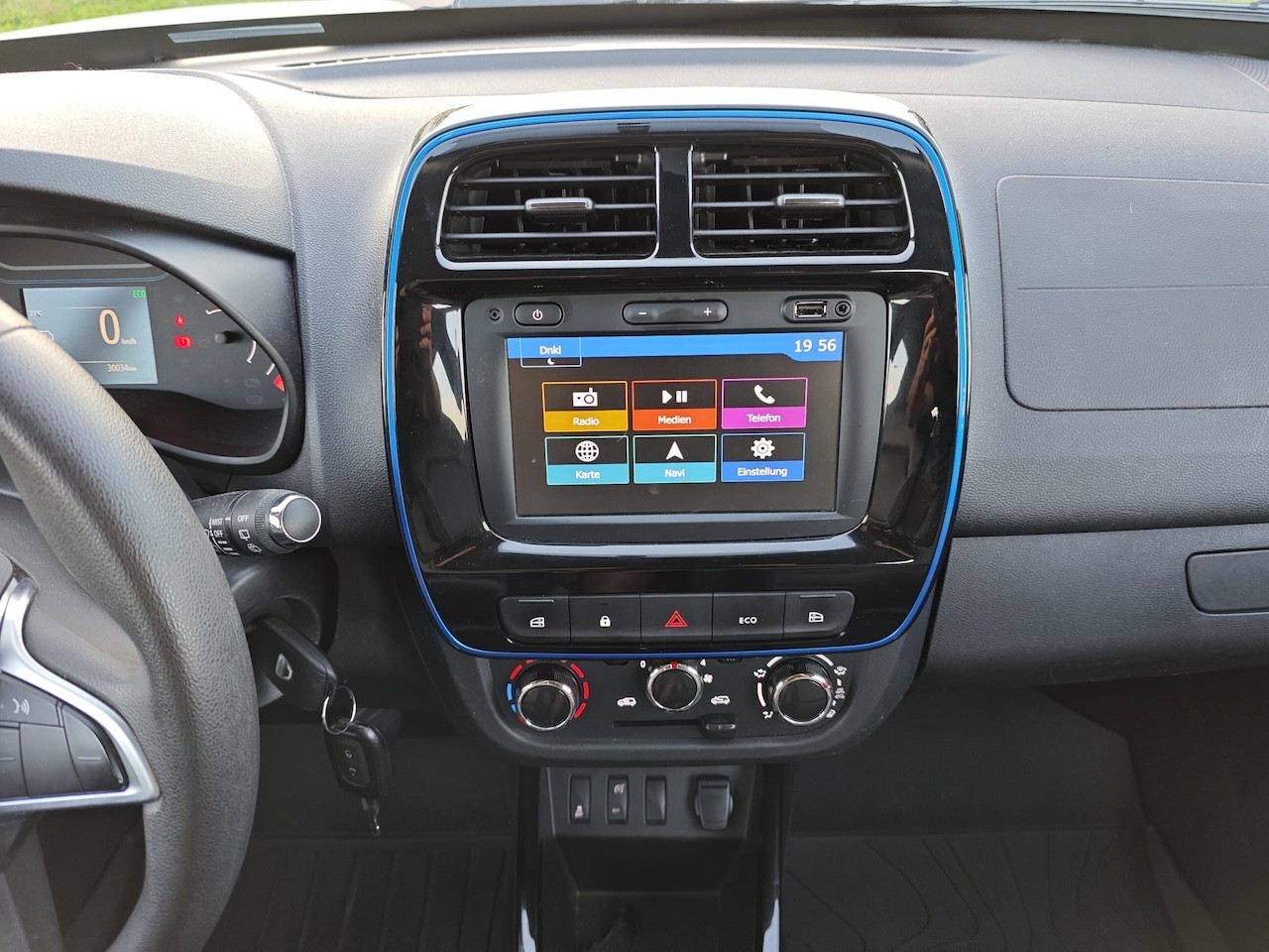 DACIA Spring Comfort Plus SCHNELLLADEOPTION CCS-image-18