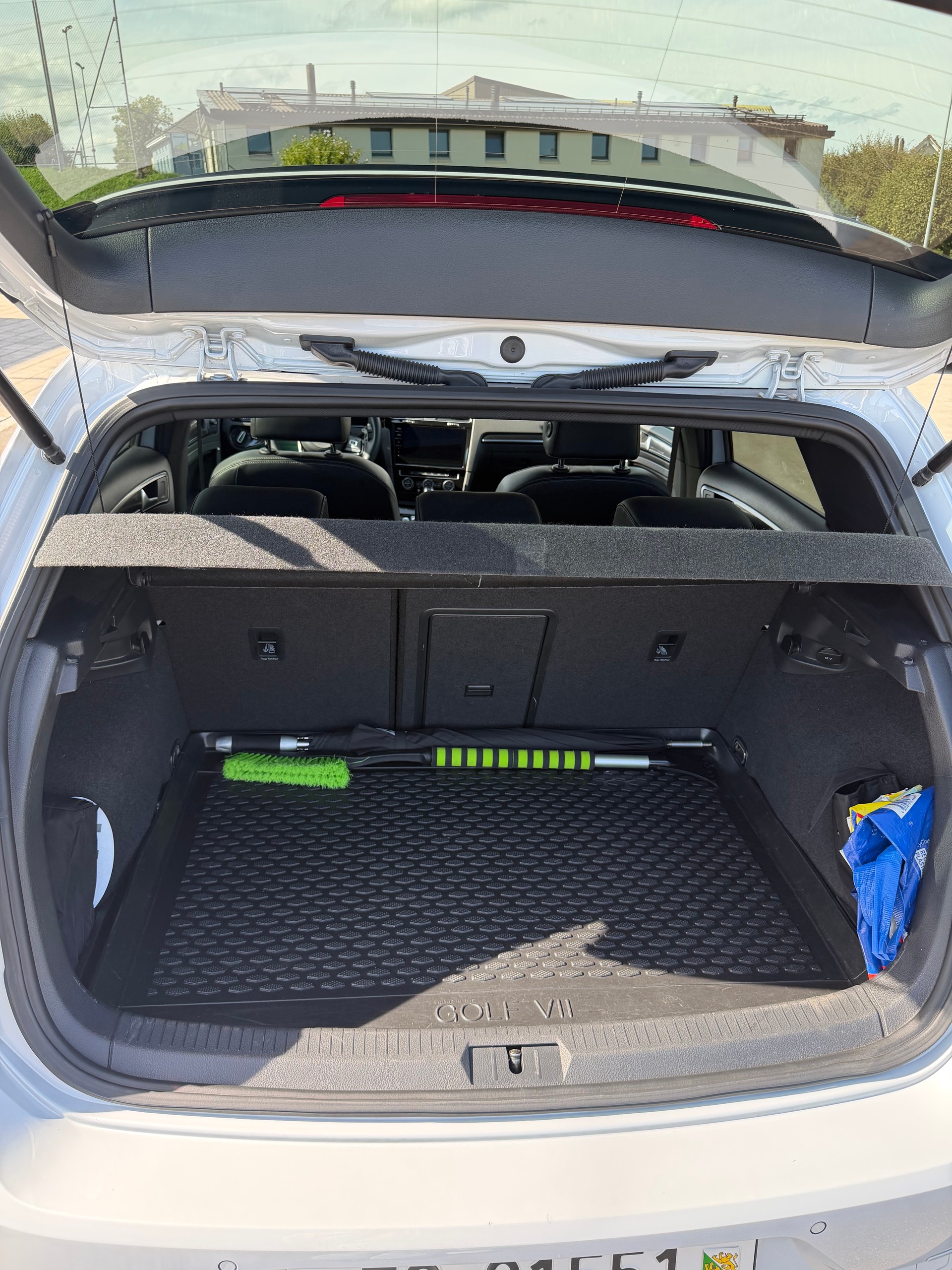 VW 2.0 TSI R 310 DSG 4motion-image-17
