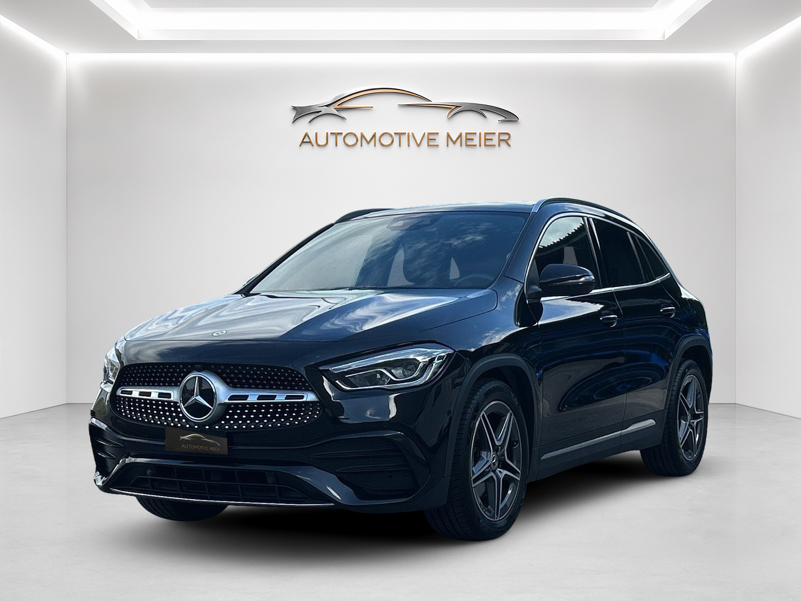 MERCEDES-BENZ GLA 250 4Matic AMG Line 8G-DCT-image-0