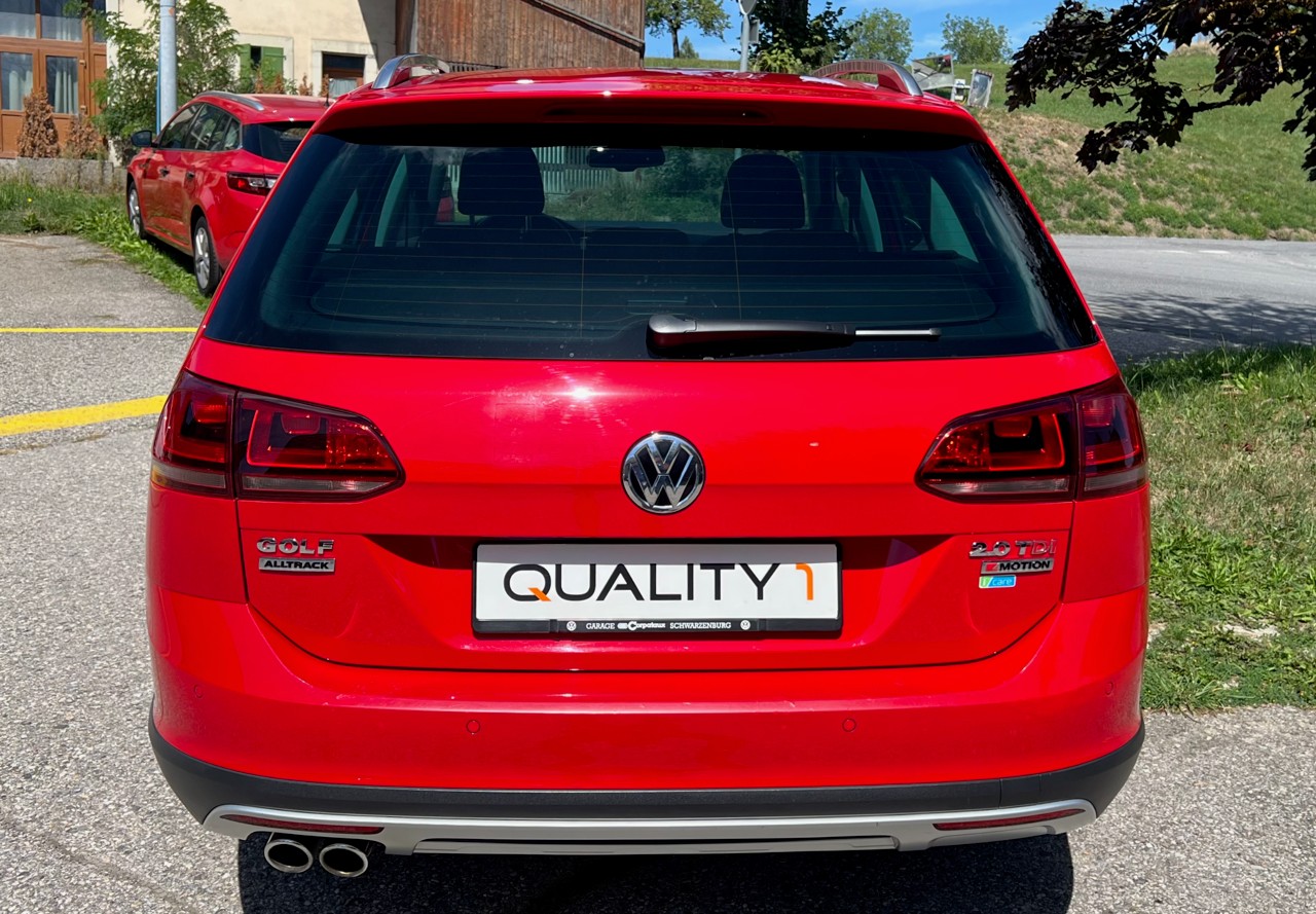 VW Golf 2.0 TDI Alltrack 4Motion-image-1
