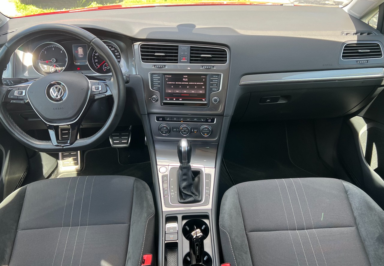 VW Golf 2.0 TDI Alltrack 4Motion-image-9