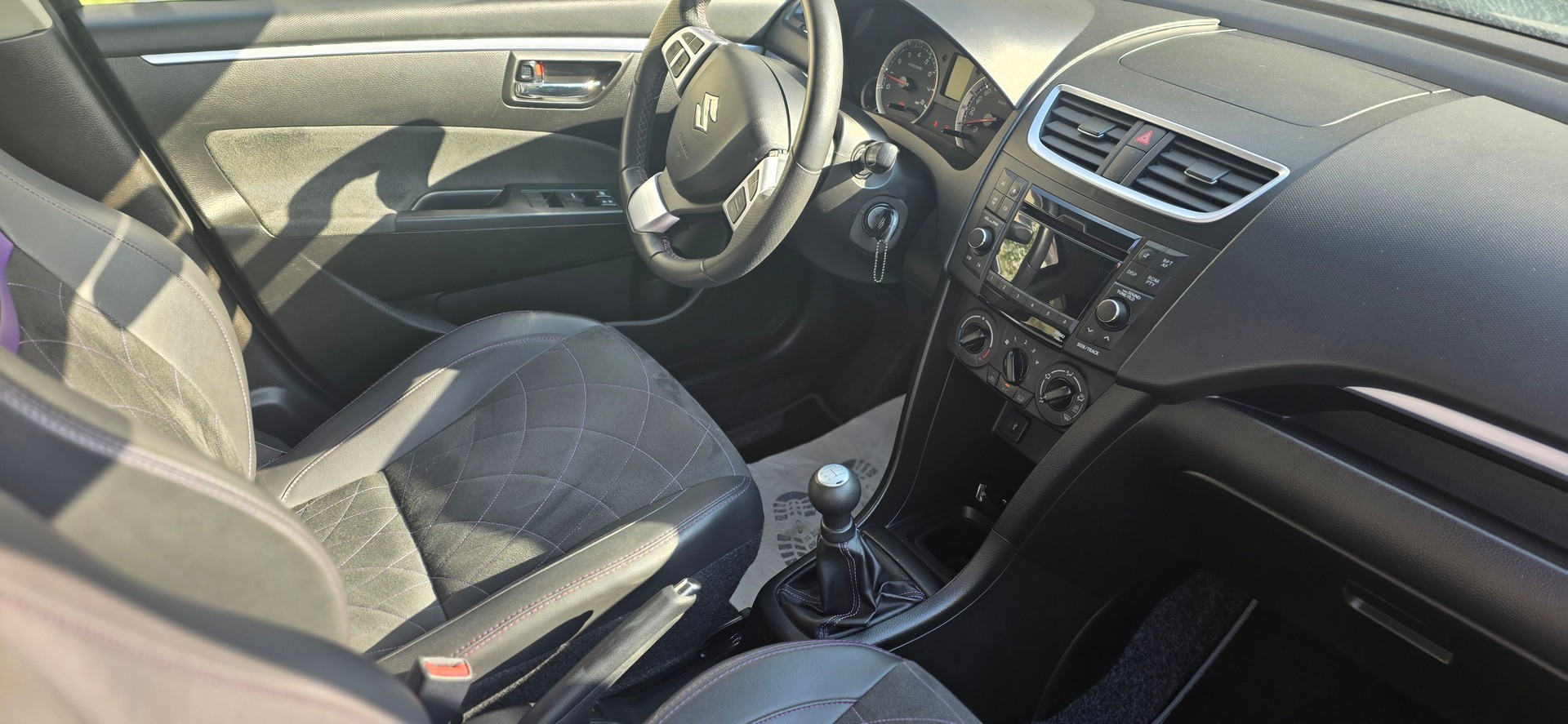 SUZUKI Swift 1.2i 16V PizSulai Top 4x4-image-3
