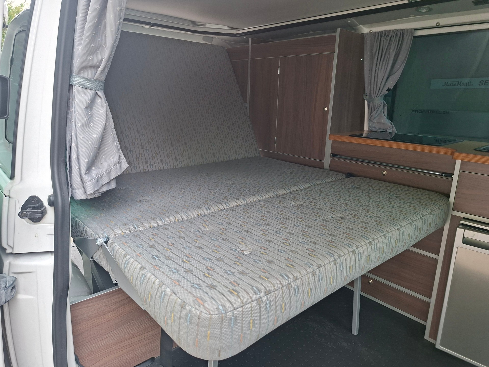 VW T5.1 2.0 TDI 140PS 4MOTION 4X4 MAREMONTI COMFORTCAMPER 5SITZE-image-11