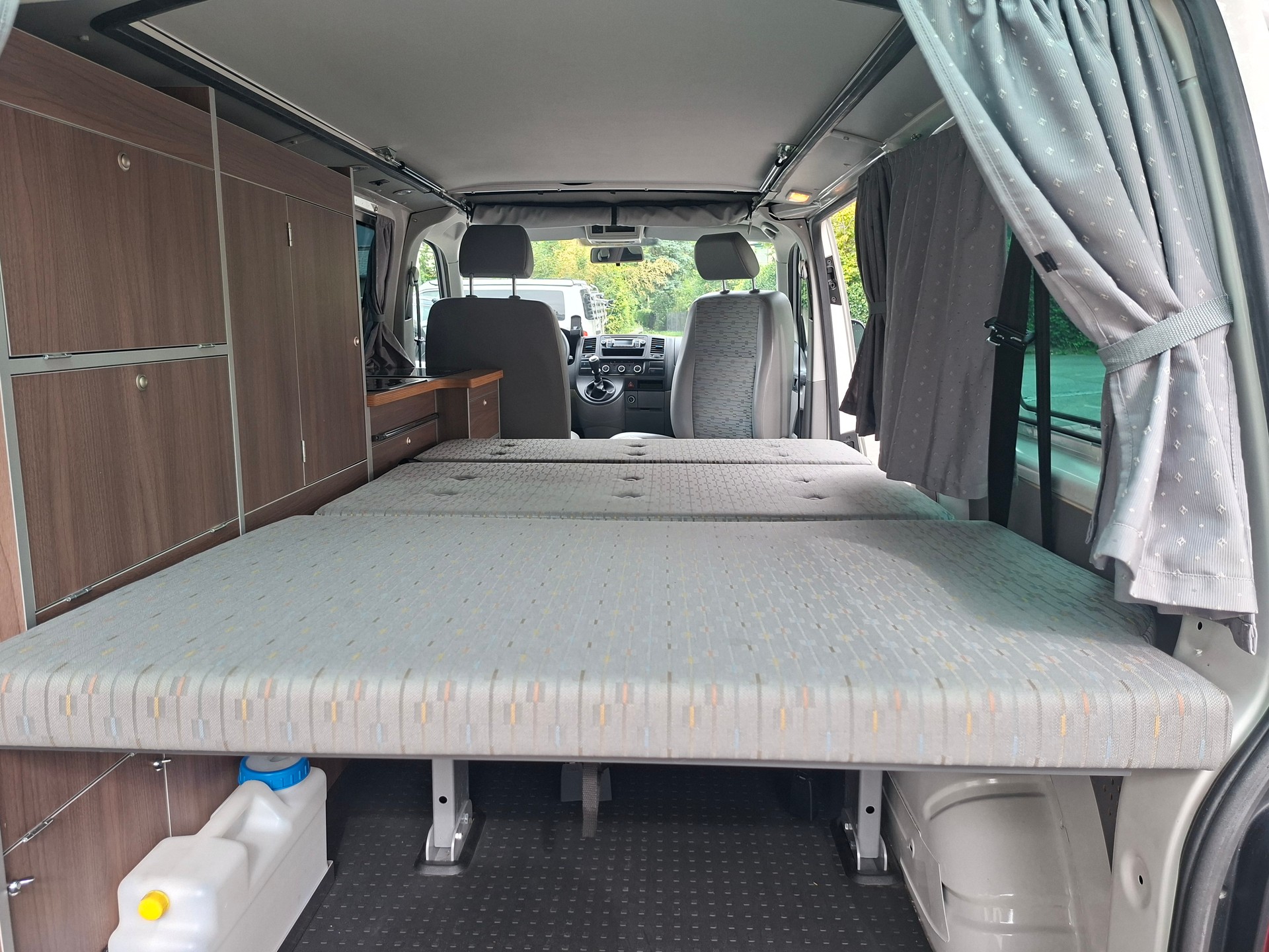 VW T5.1 2.0 TDI 140PS 4MOTION 4X4 MAREMONTI COMFORTCAMPER 5SITZE-image-14