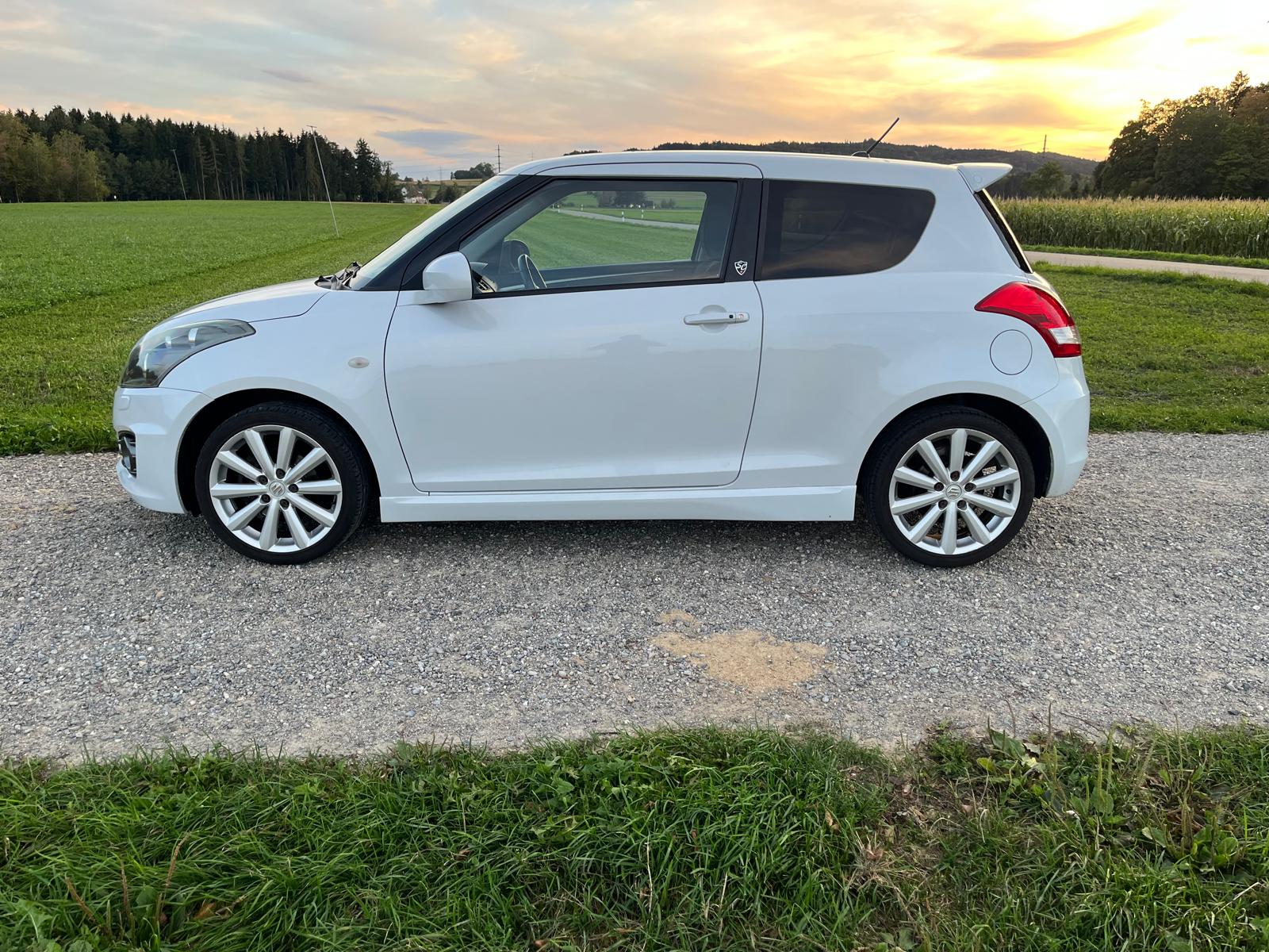 SUZUKI 1.6 16V Sport Sergio Cellano-image-2
