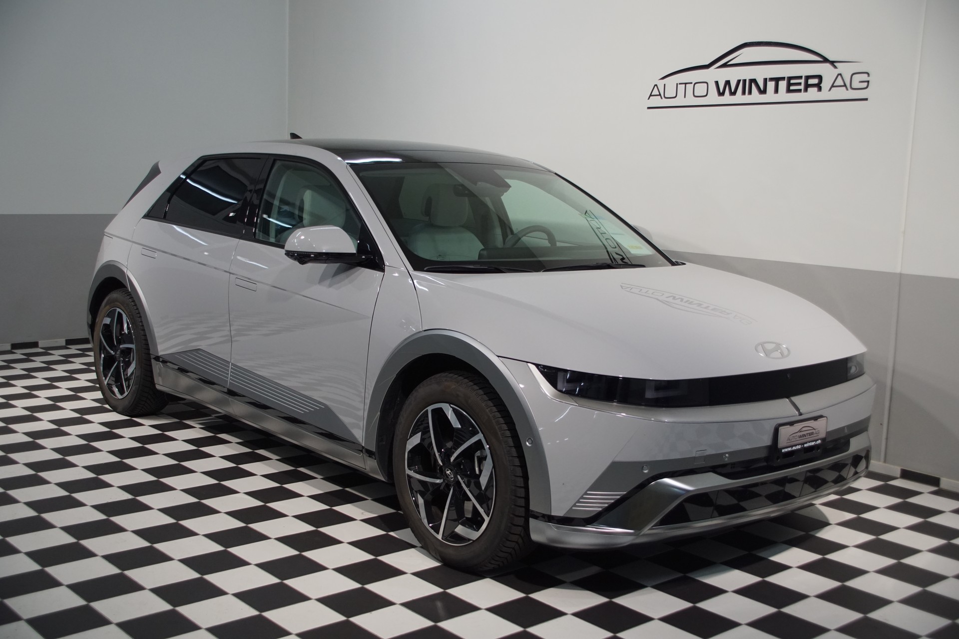 HYUNDAI Ioniq 5 Vertex 84kWh 4WD +swiss+ MY25-image-2
