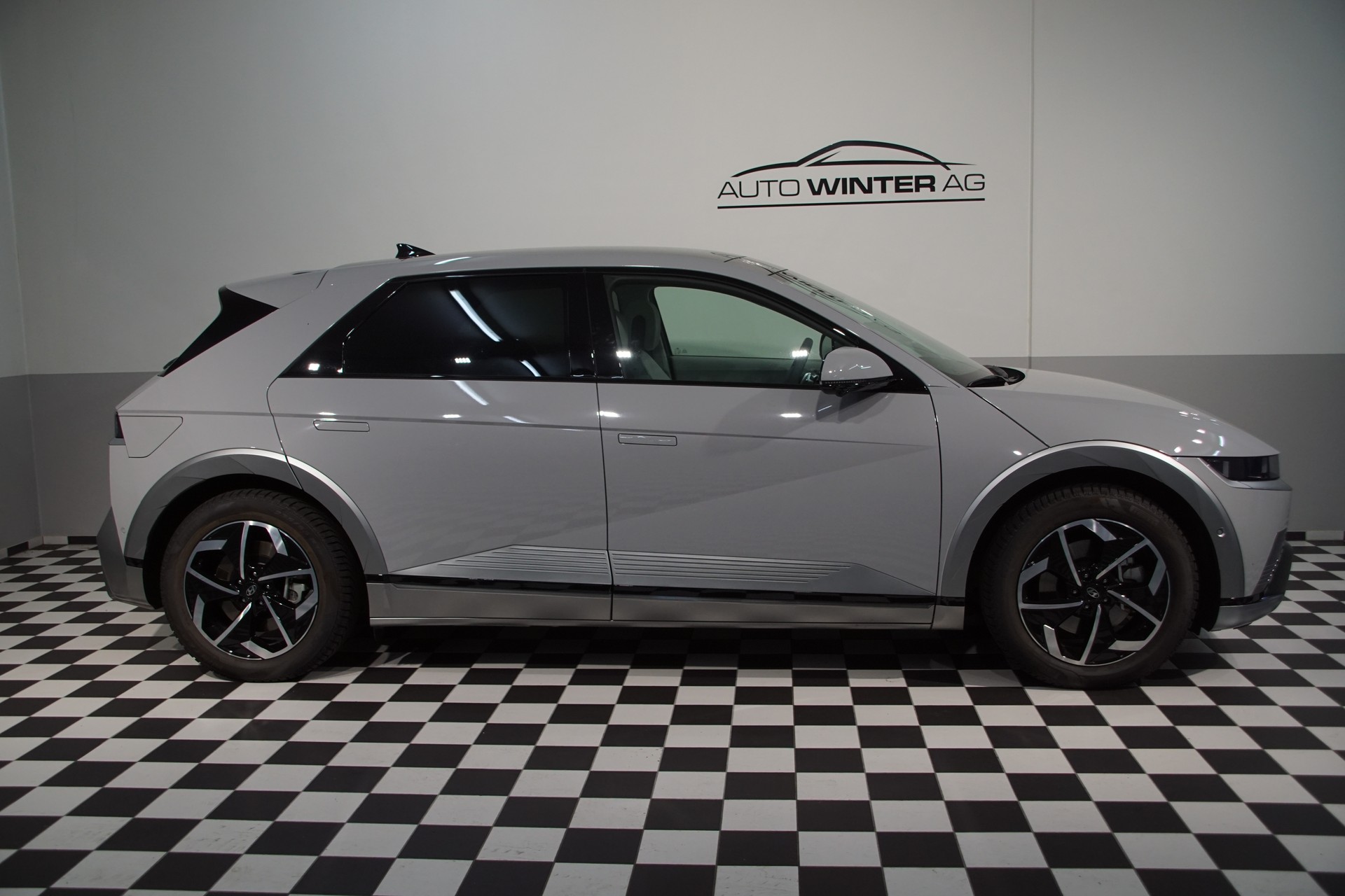 HYUNDAI Ioniq 5 Vertex 84kWh 4WD +swiss+ MY25-image-7