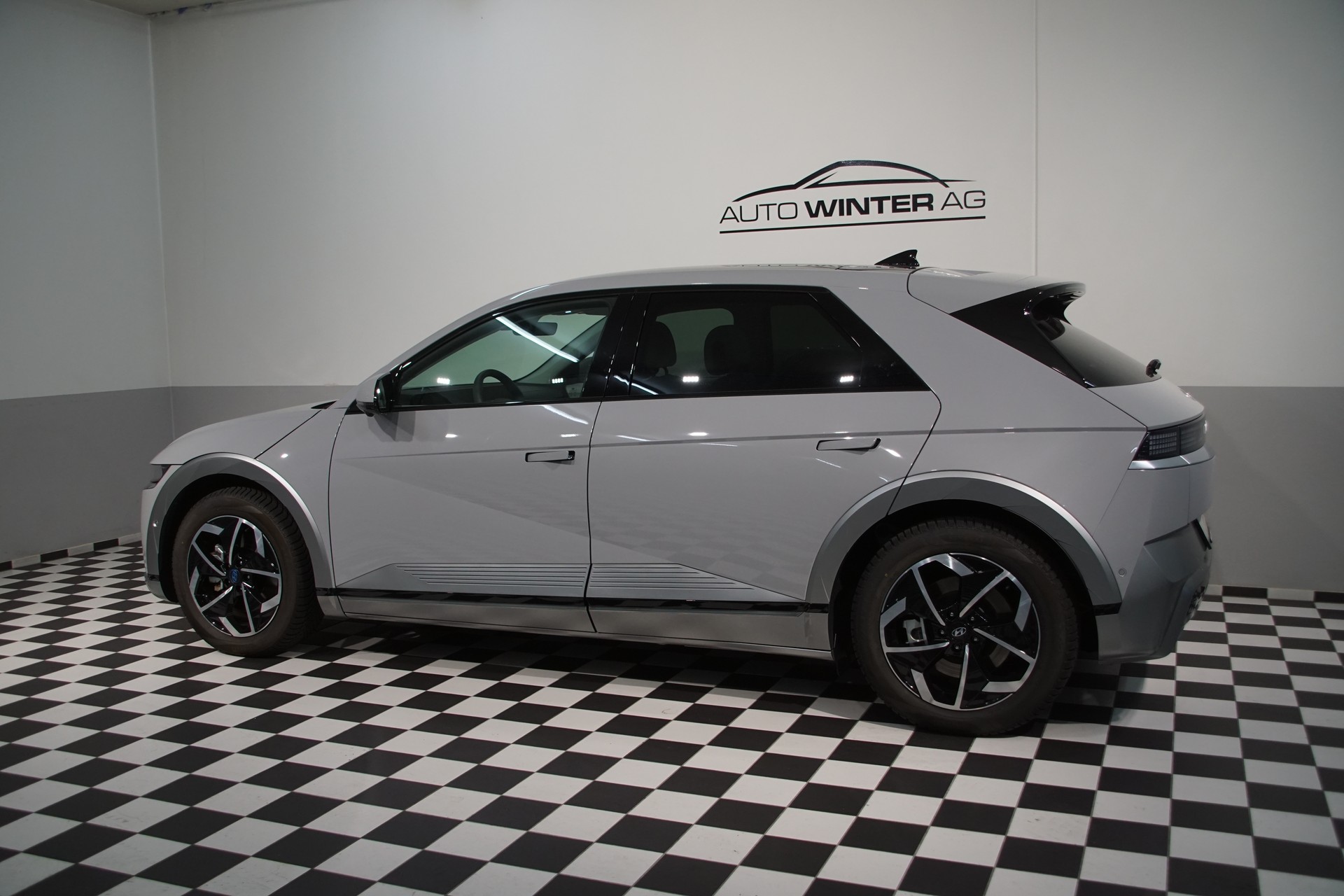 HYUNDAI Ioniq 5 Vertex 84kWh 4WD +swiss+ MY25-image-11