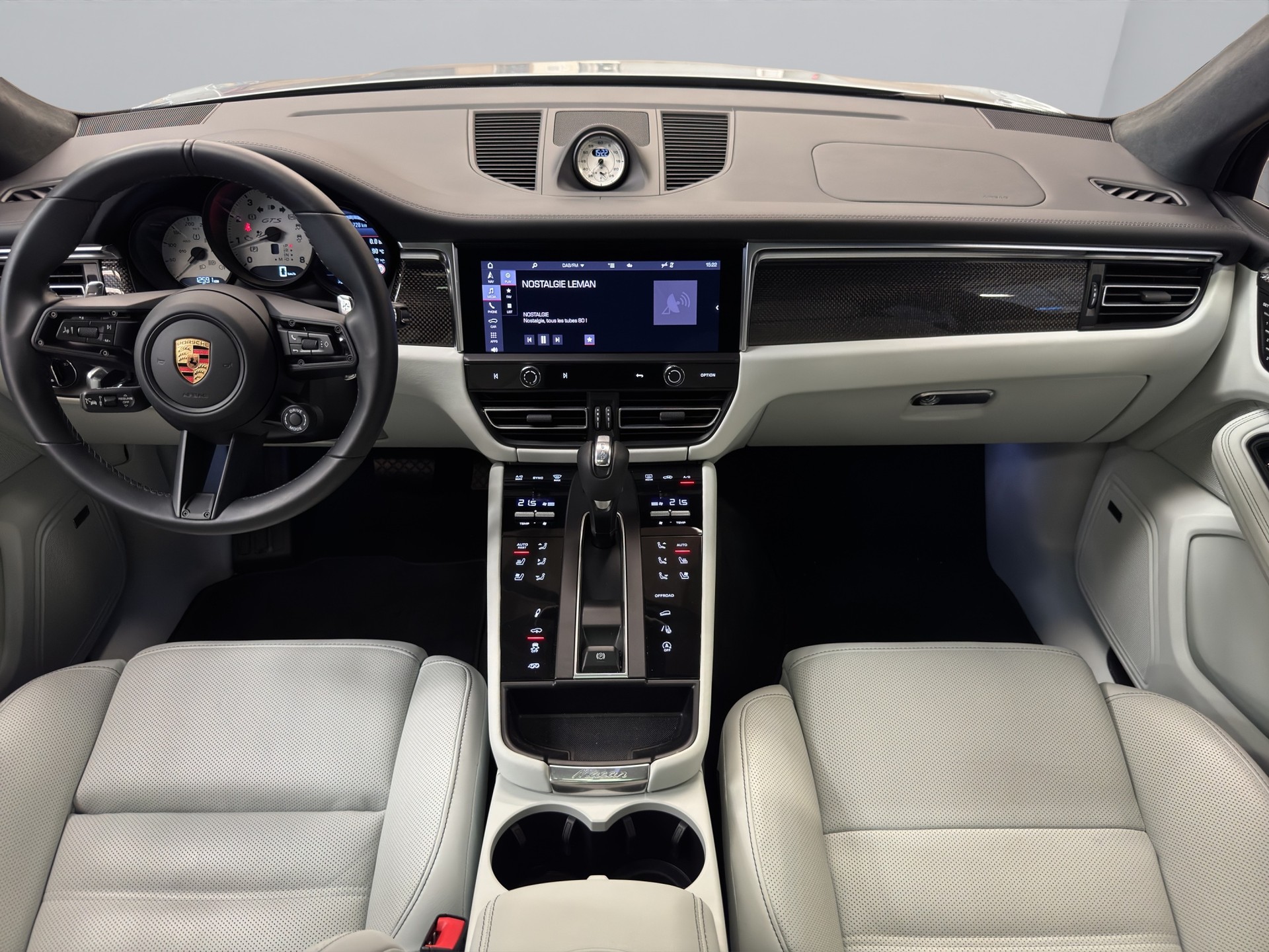 PORSCHE Macan GTS PDK-image-11