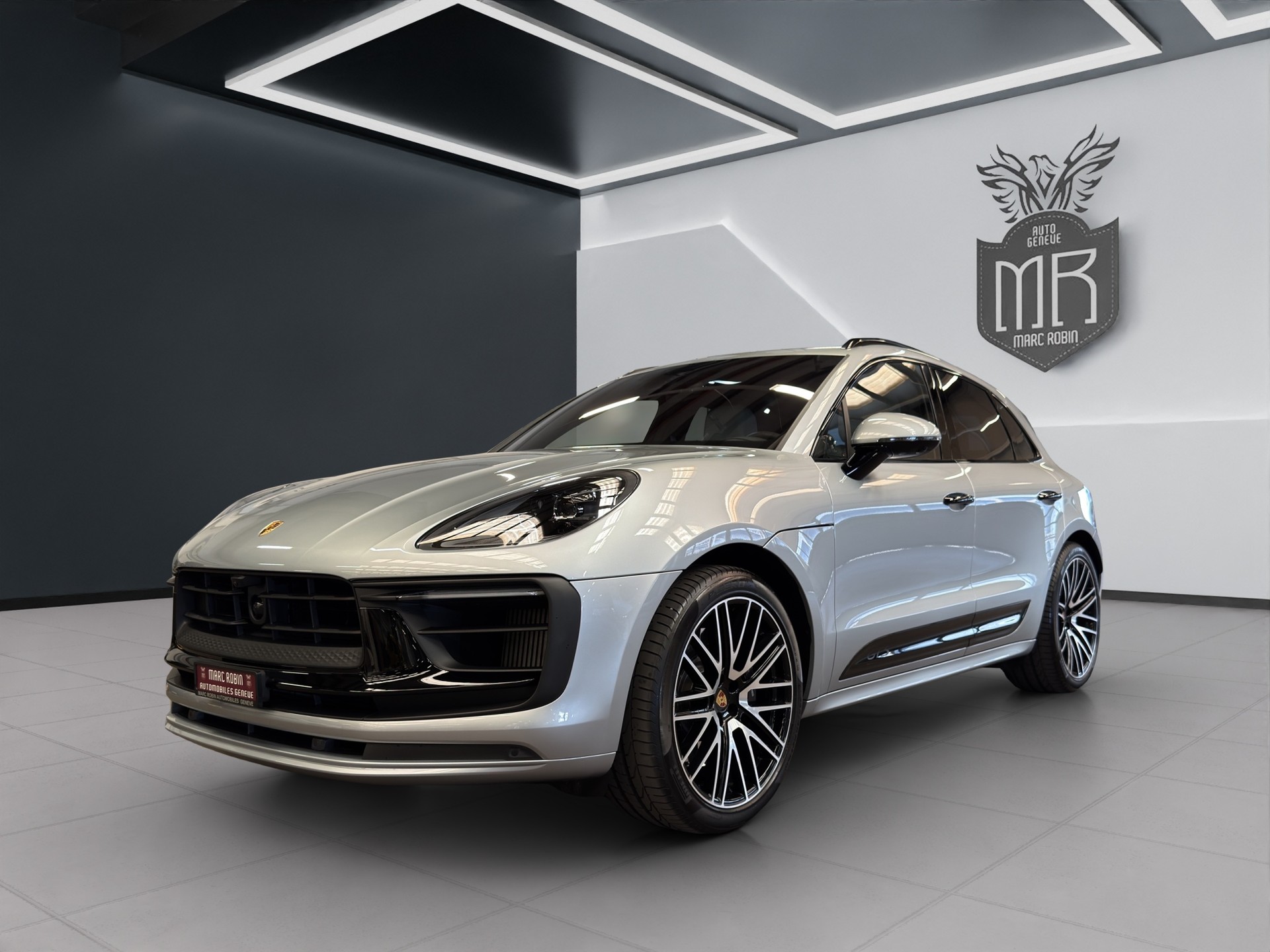 PORSCHE Macan GTS PDK-image-0