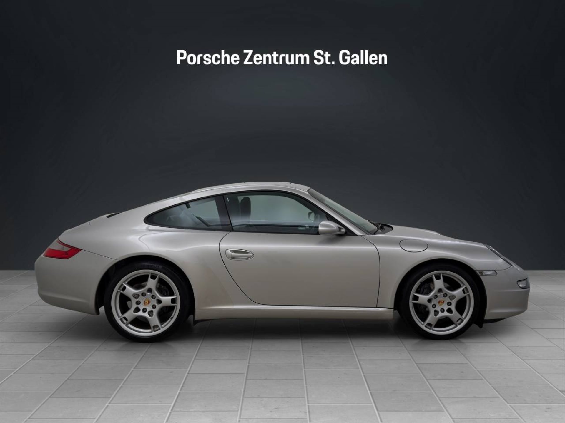 PORSCHE 911 Carrera-image-7
