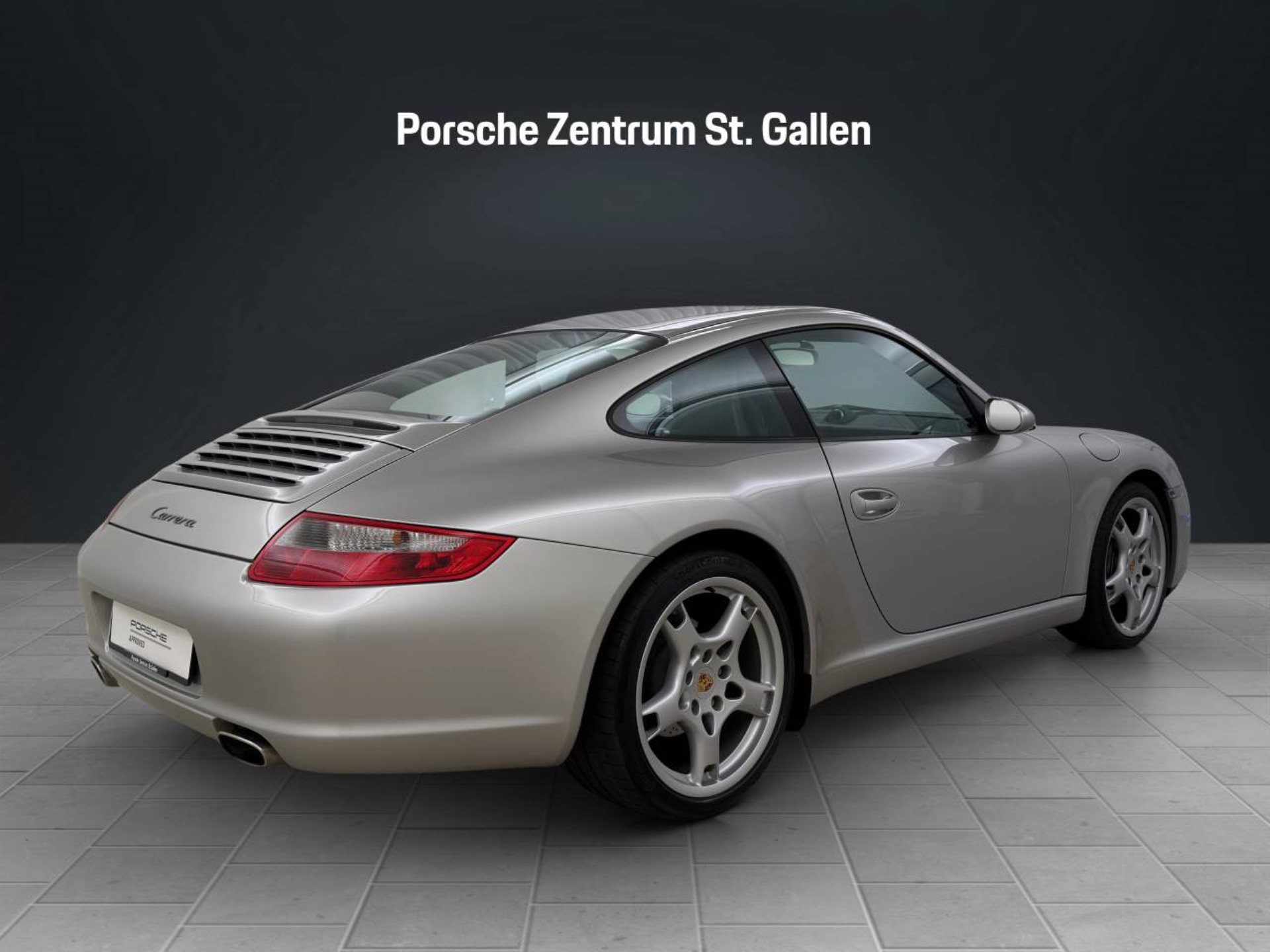 PORSCHE 911 Carrera-image-6