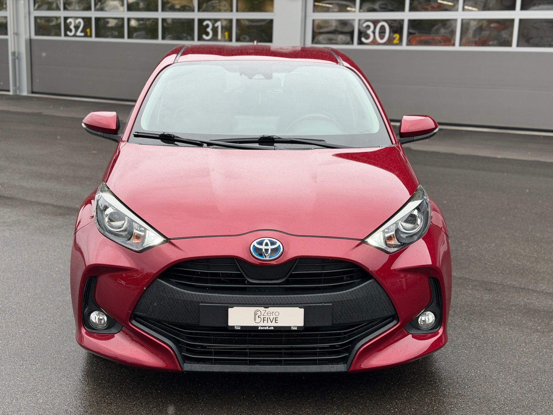 TOYOTA Yaris 1.5 Trend e-CVT-image-1