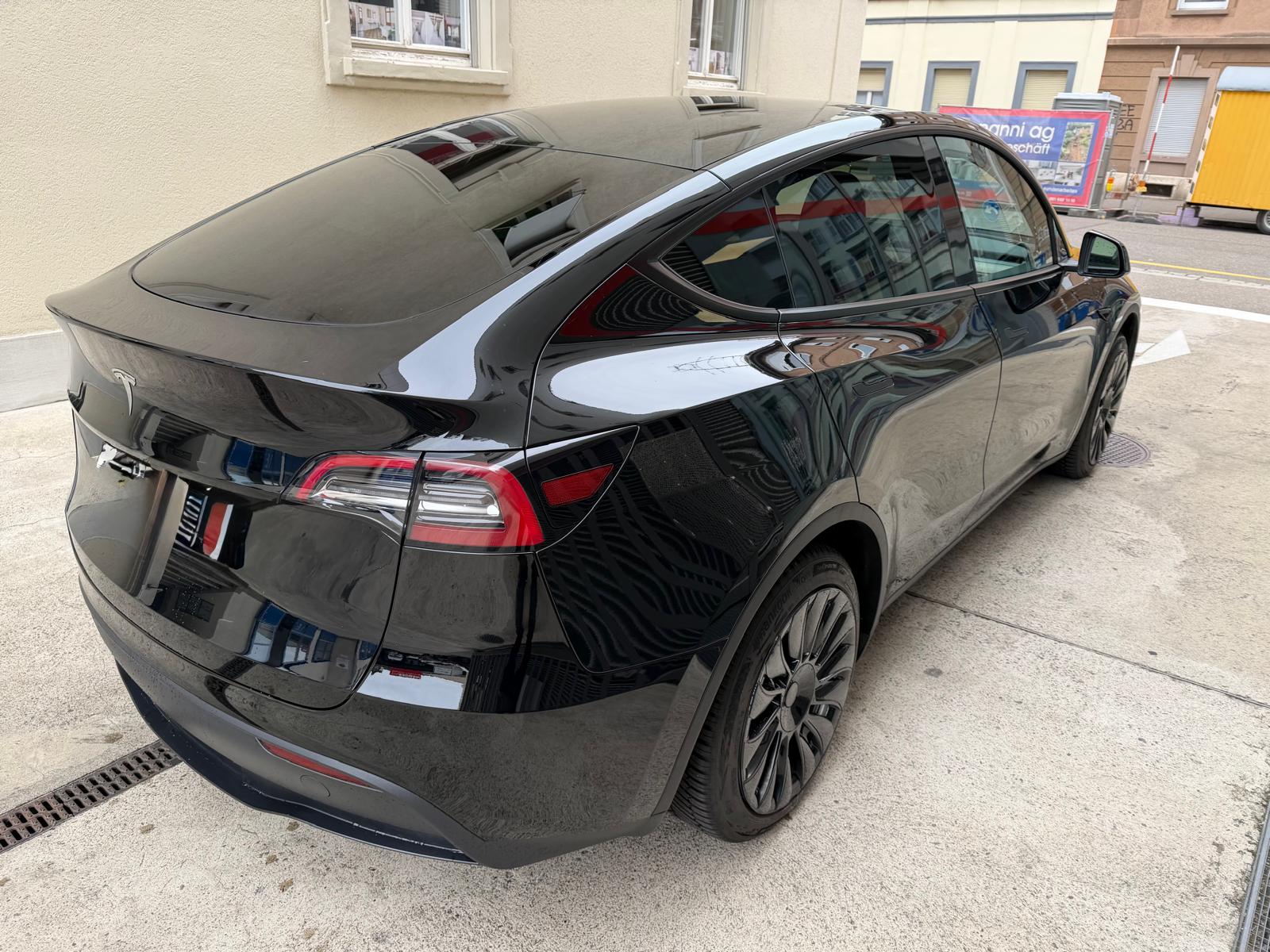 TESLA Standard-image-1