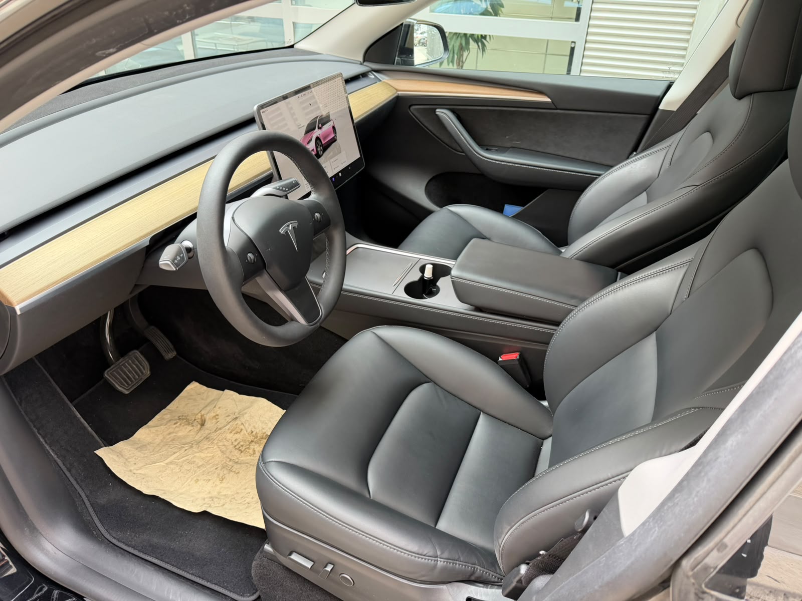 TESLA Standard-image-3