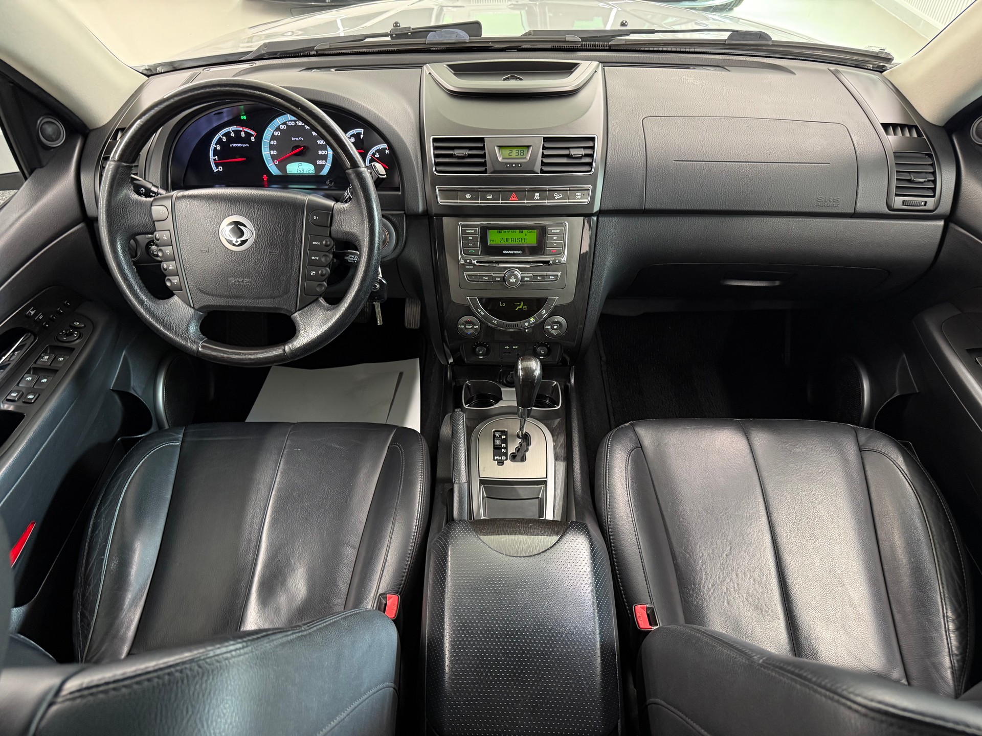 KGM-SsangYong Rexton RX200 e-XDi 4WD 7-Plätzer - AHK-image-15