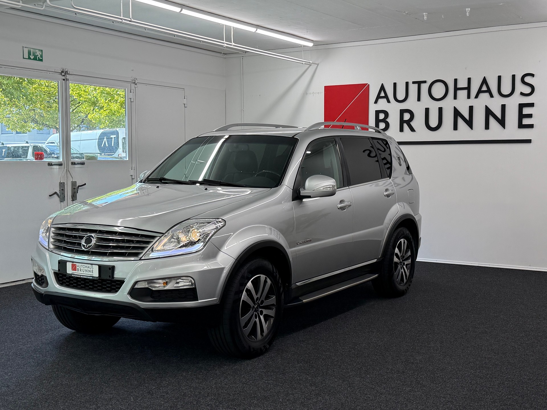 KGM-SsangYong Rexton RX200 e-XDi 4WD 7-Plätzer - AHK-image-0