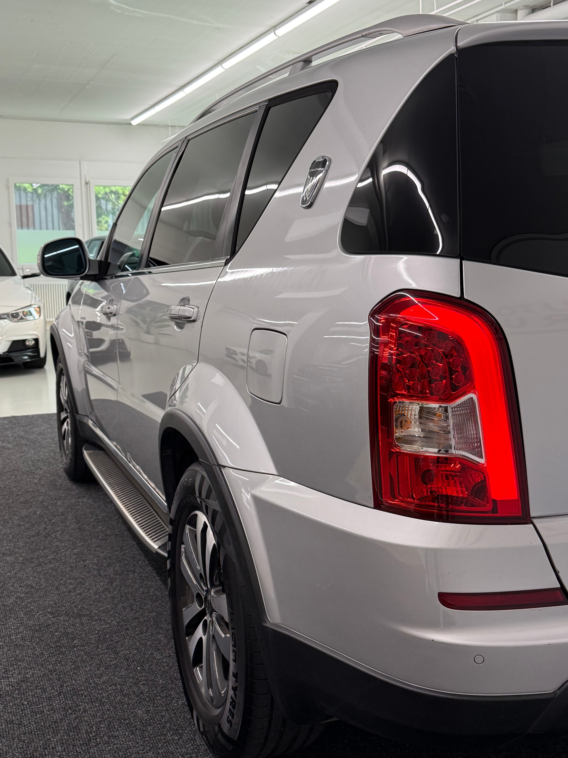 KGM-SsangYong Rexton RX200 e-XDi 4WD 7-Plätzer - AHK-image-8